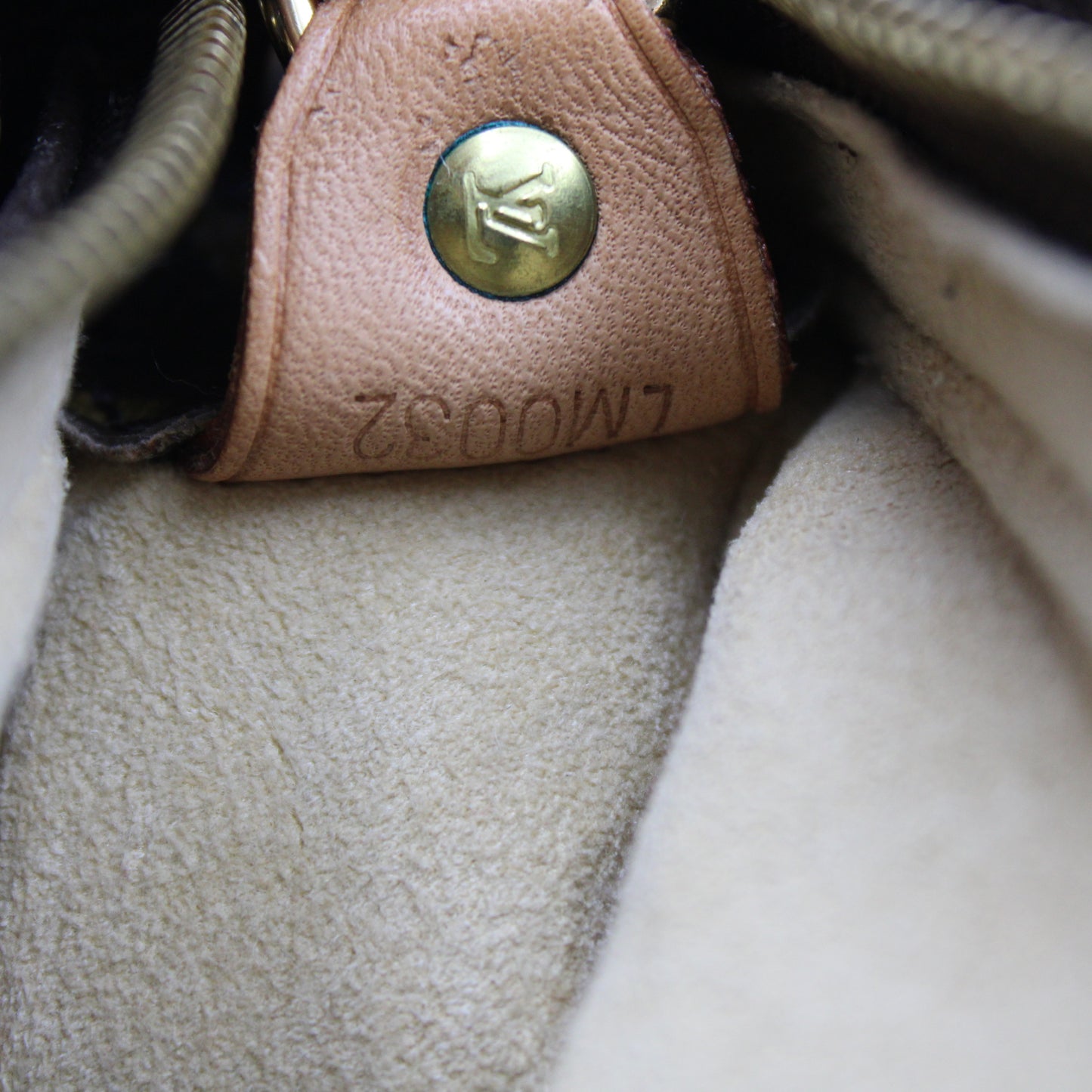 BORSA LOUIS VUITTON LOOPING GM MONOGRAM LB1867