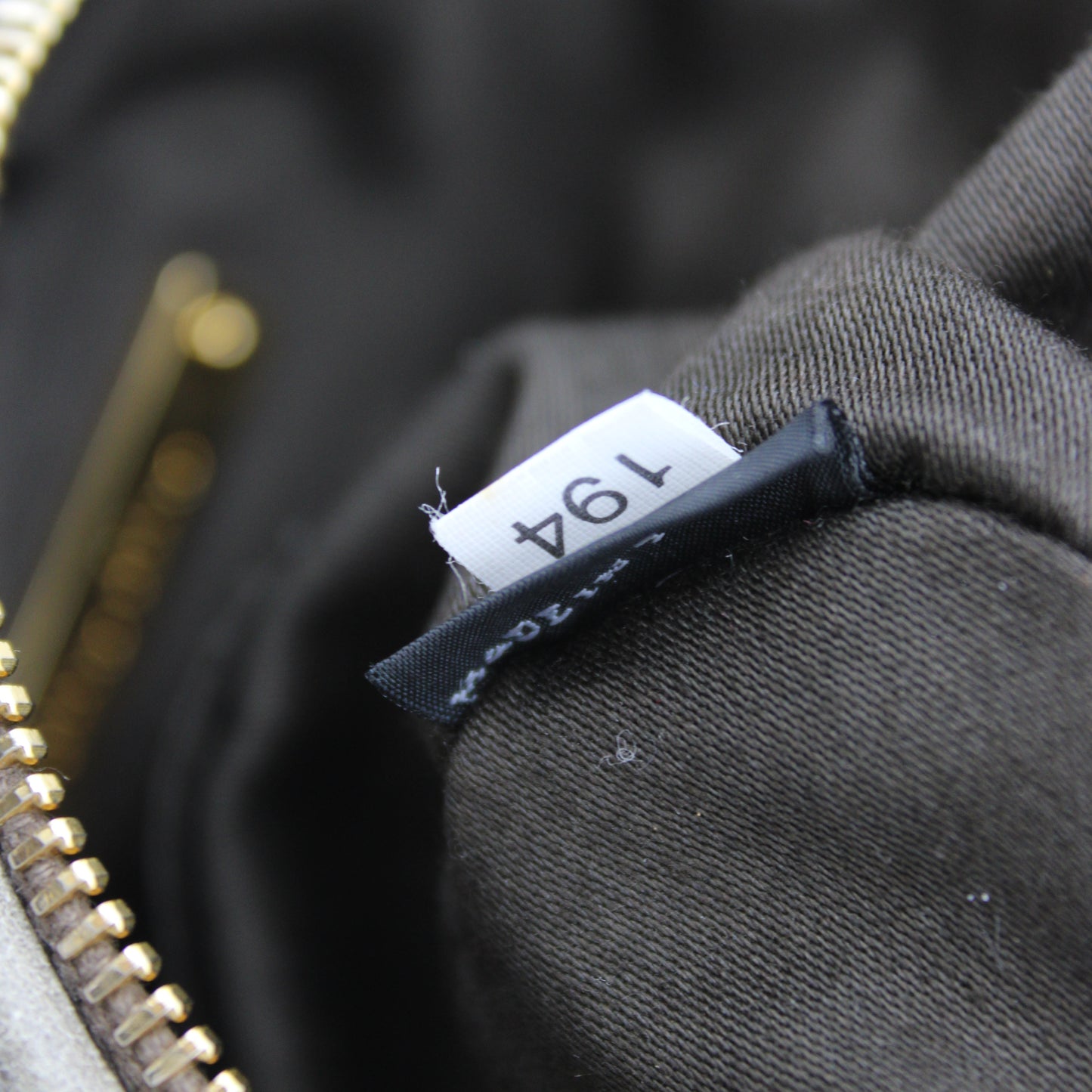 BORSA MIU MIU MATELASSE IN PELLE DI AGNELLO GRIGIO MB111