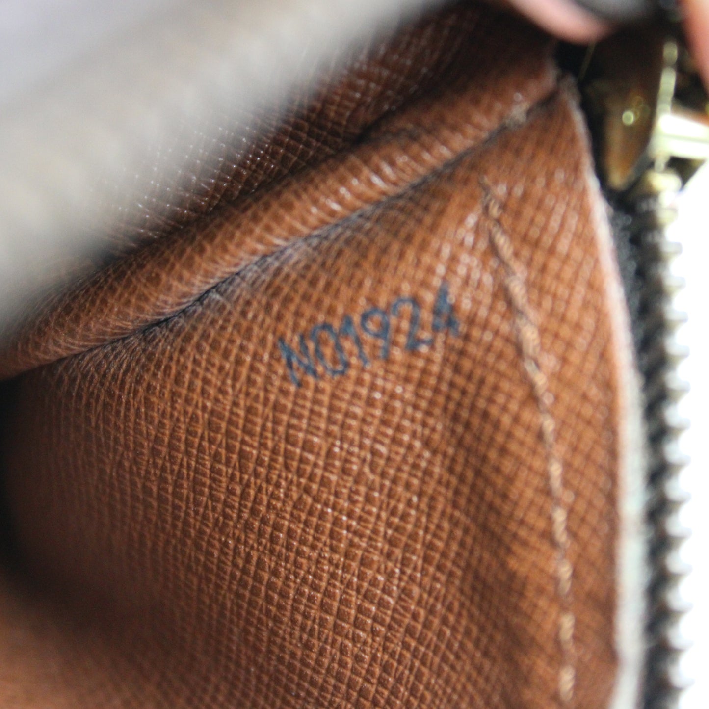 BORSA LOUIS VUITTON PAPILLON 30 MONOGRAM LB1901