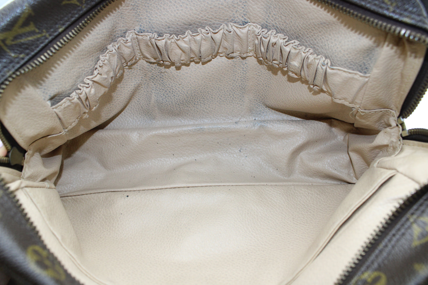 BORSA TROUSSE LOUIS VUITTON 28 GM MONOGRAM LB1929