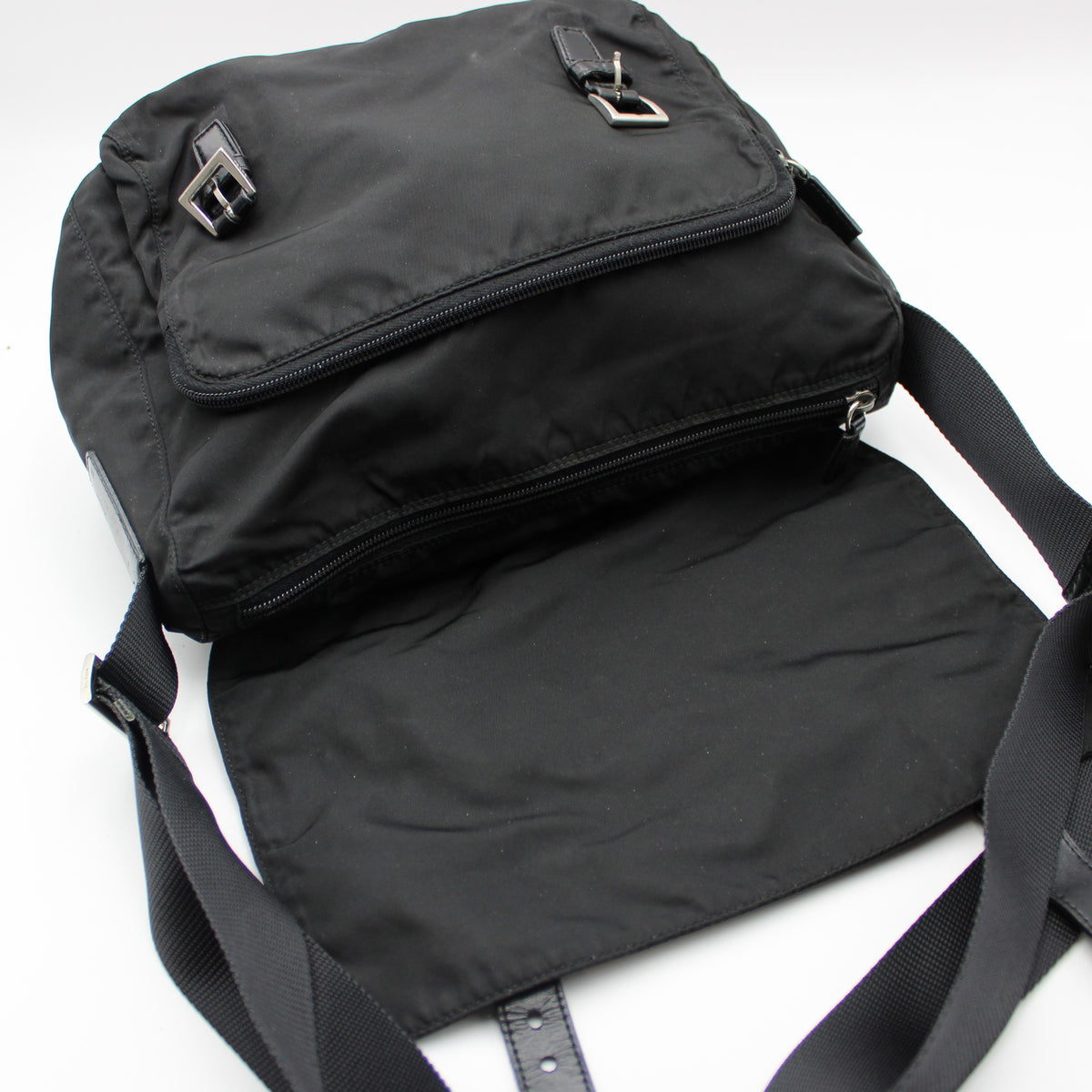 BORSA PRADA IN RE-NYLON NERA MESSENGER PB220
