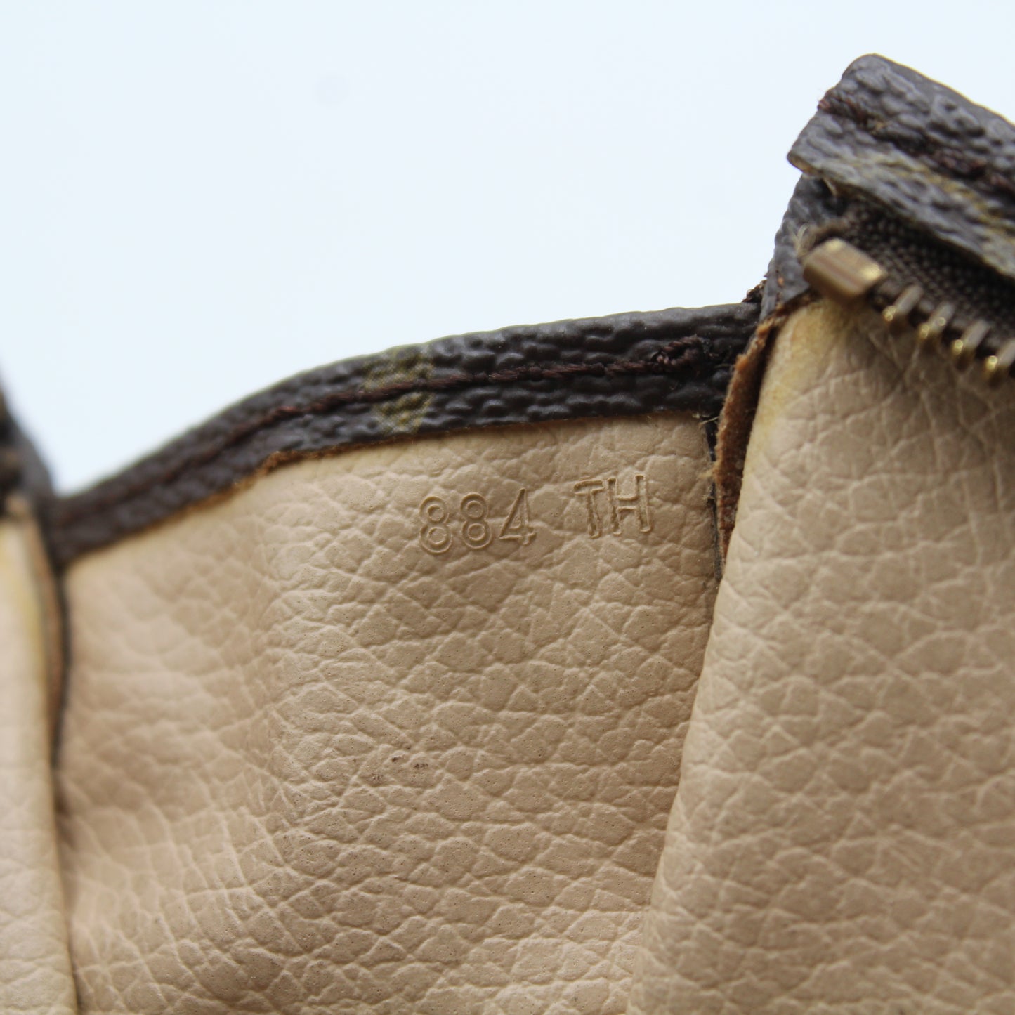 BORSA LOUIS VUITTON TROUSSE TOILETTE 26 MONOGRAM LB1561