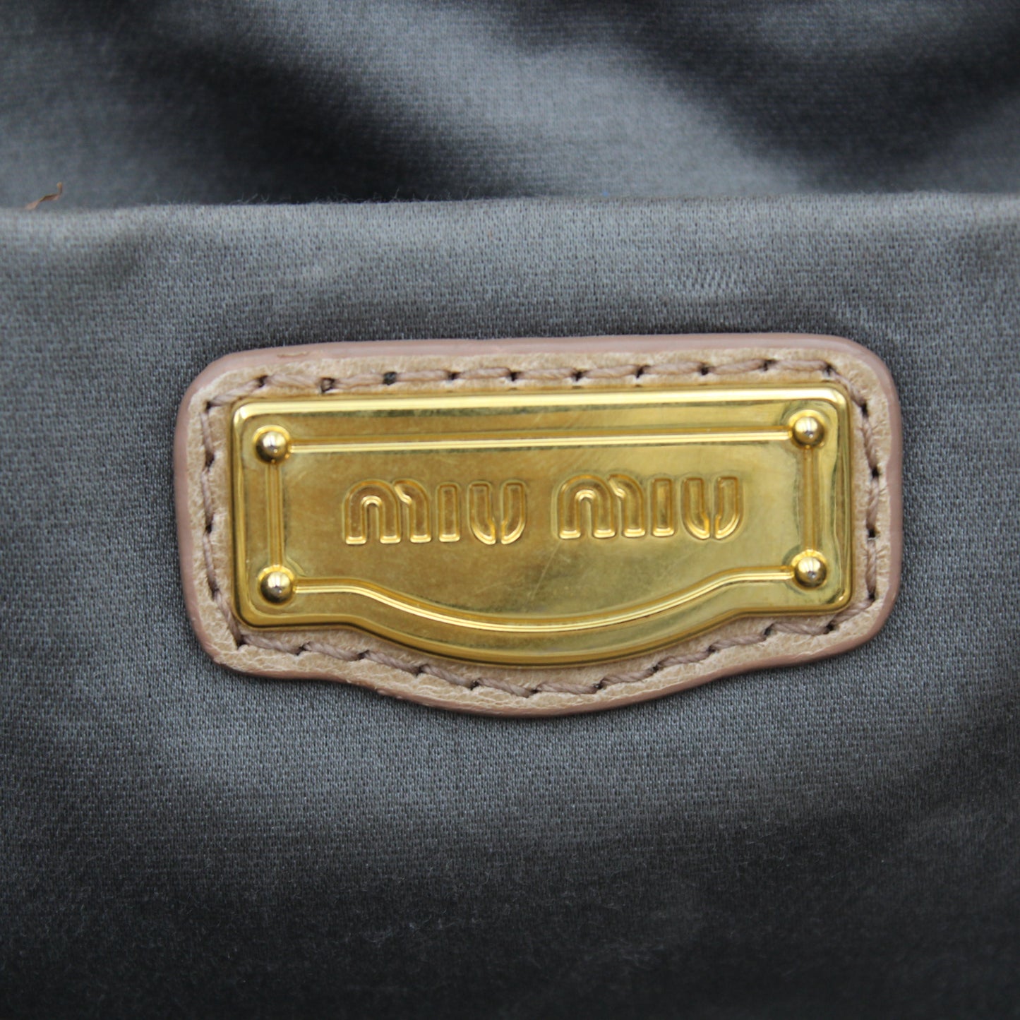 BORSA MIU MIU IN PELLE MATELASSE LUX MB109