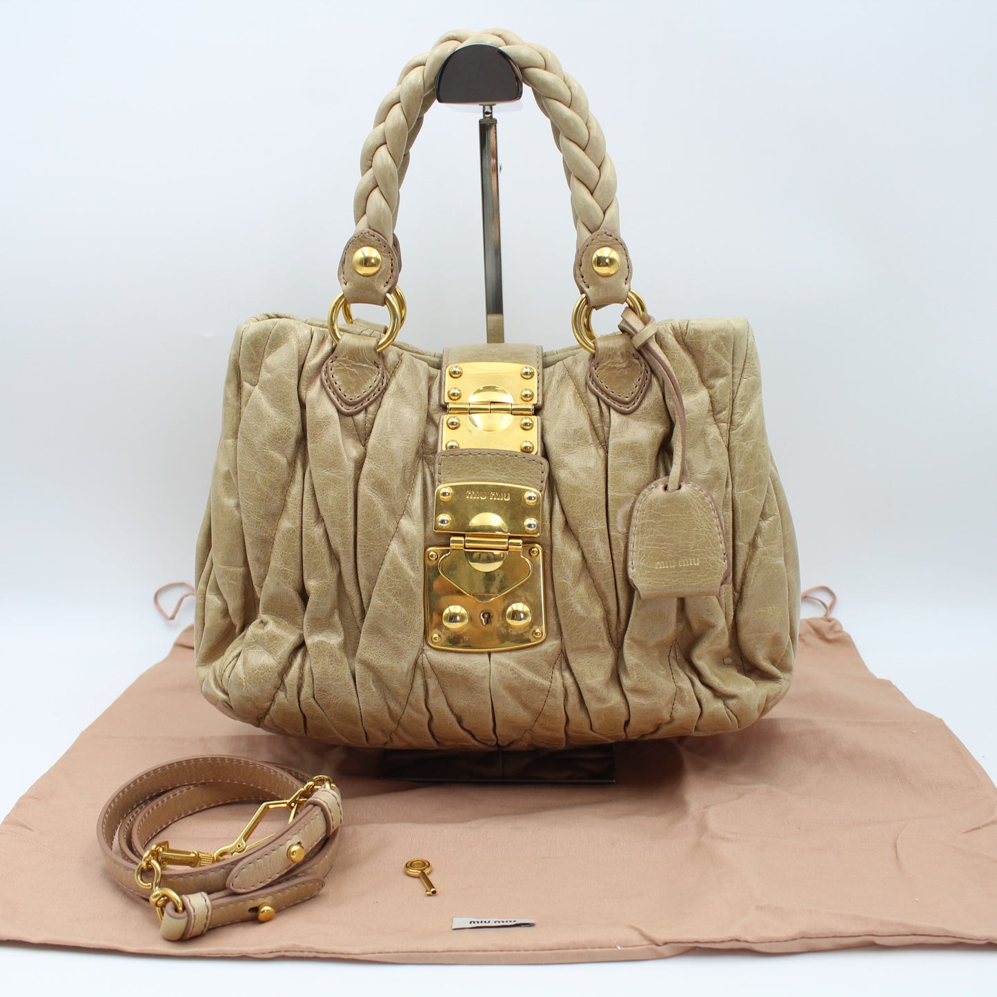 BORSA MIU MIU IN PELLE MATELASSE LUX MB109