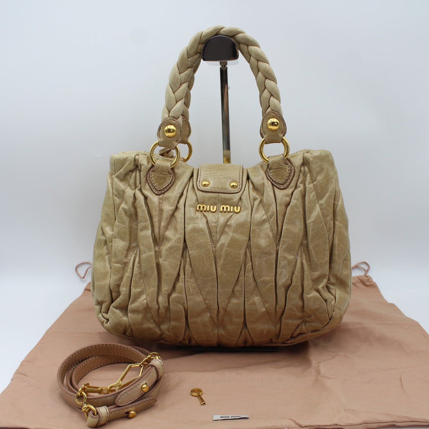 BORSA MIU MIU IN PELLE MATELASSE LUX MB109