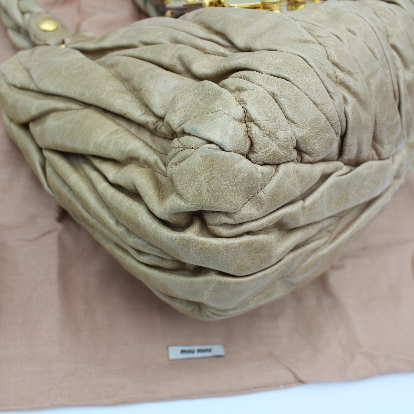 BORSA MIU MIU IN PELLE MATELASSE LUX MB109