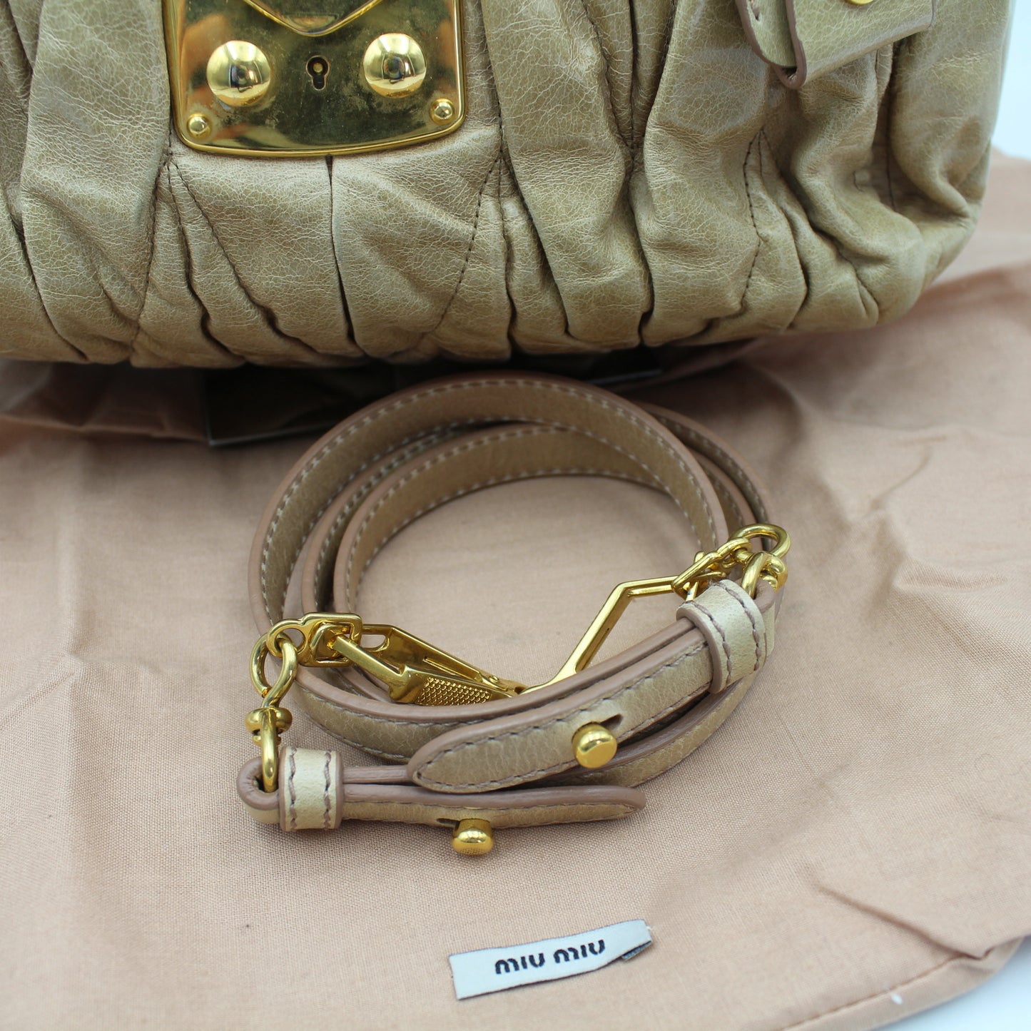 BORSA MIU MIU IN PELLE MATELASSE LUX MB109