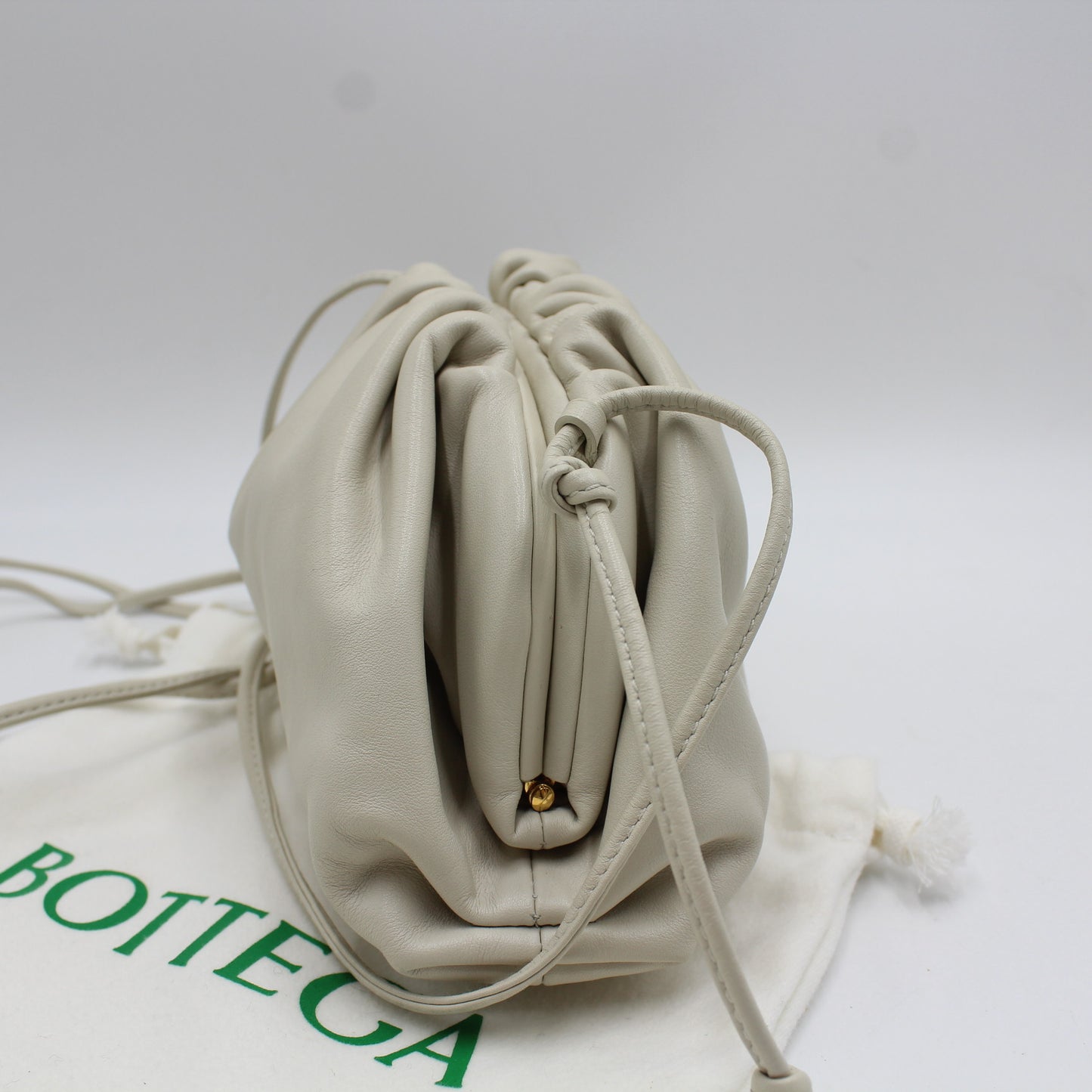 BORSA BOTTEGA VENETA MINI POUCH BIANCO OB109