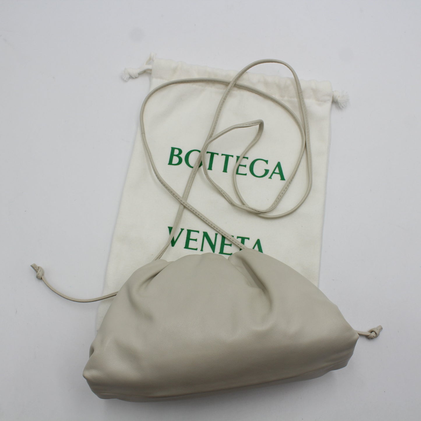 BORSA BOTTEGA VENETA MINI POUCH BIANCO OB109