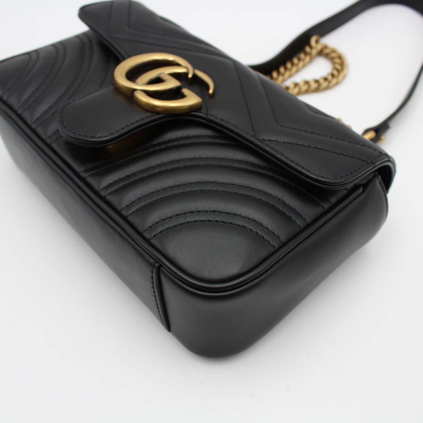 BORSA GUCCI MARMONT MINI NERA IN PELLE MATELASSE GB259