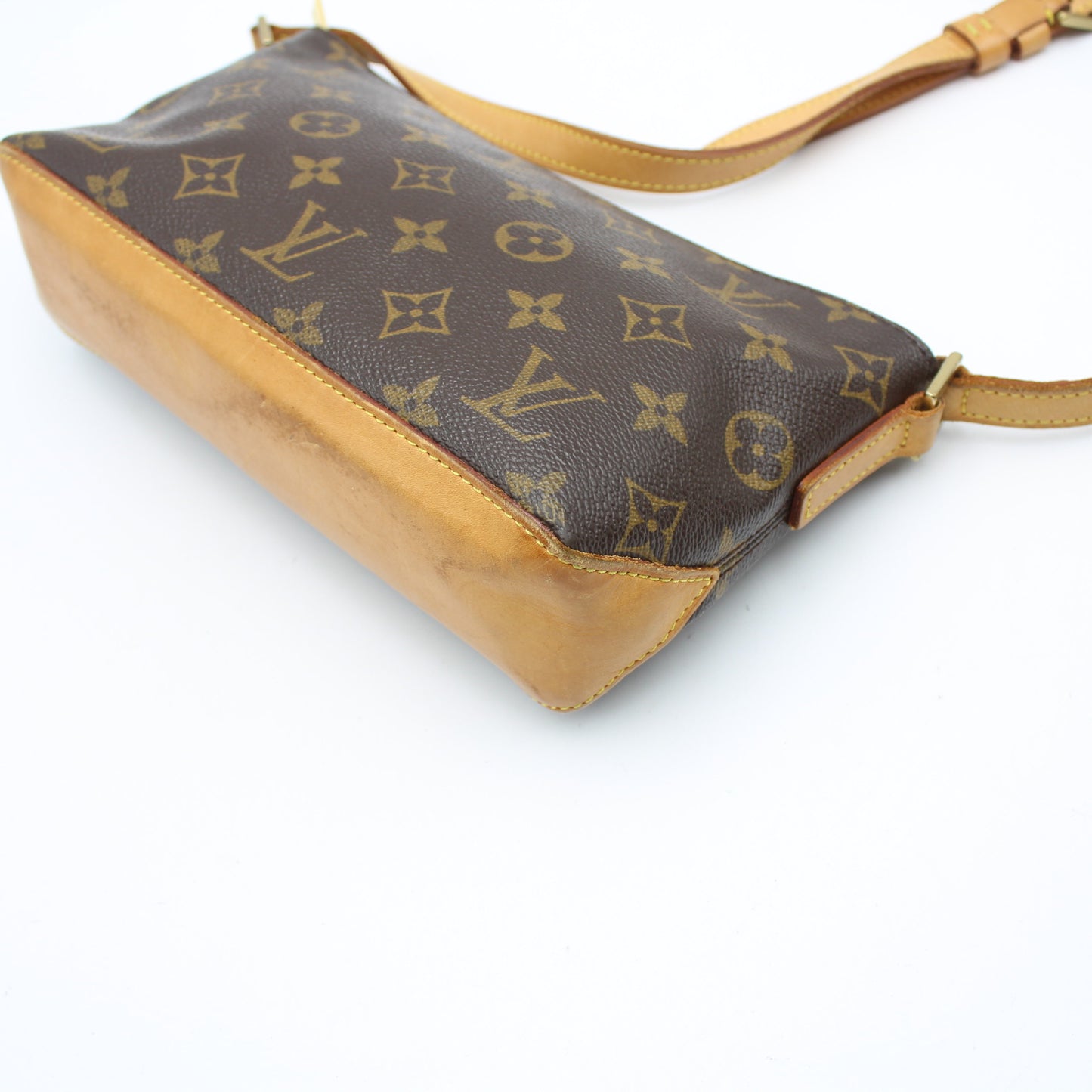 BORSA LOUIS VUITTON TROTTEUR MONOGRAM LB1792
