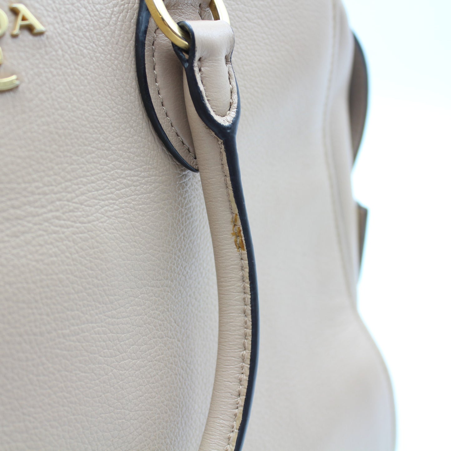 BORSA TOTE PRADA A TRACOLLA IN PELLE MARTELLATA BEIGE PB209