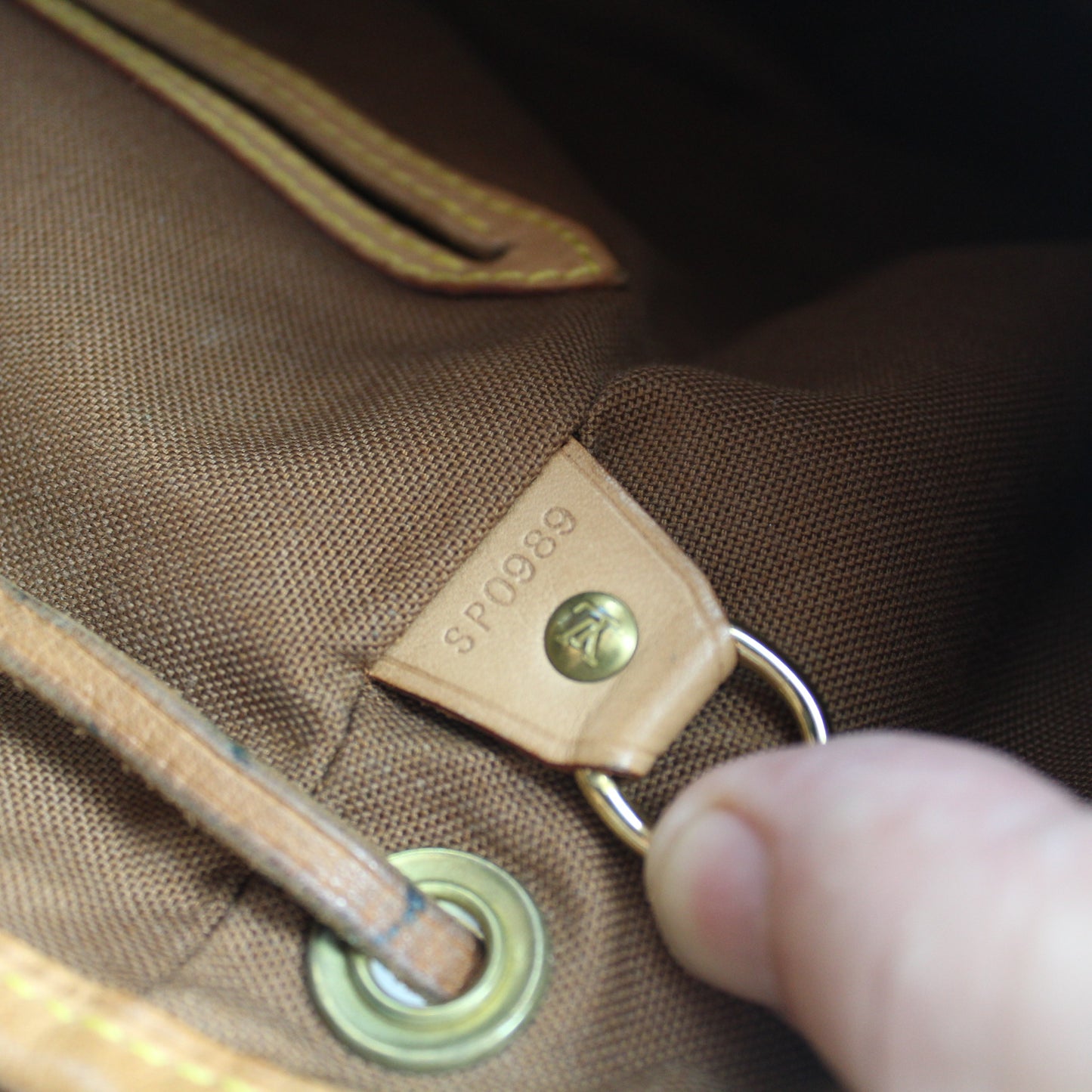 ZAINO LOUIS VUITTON MONTSOURIS MM MONOGRAM LB1802