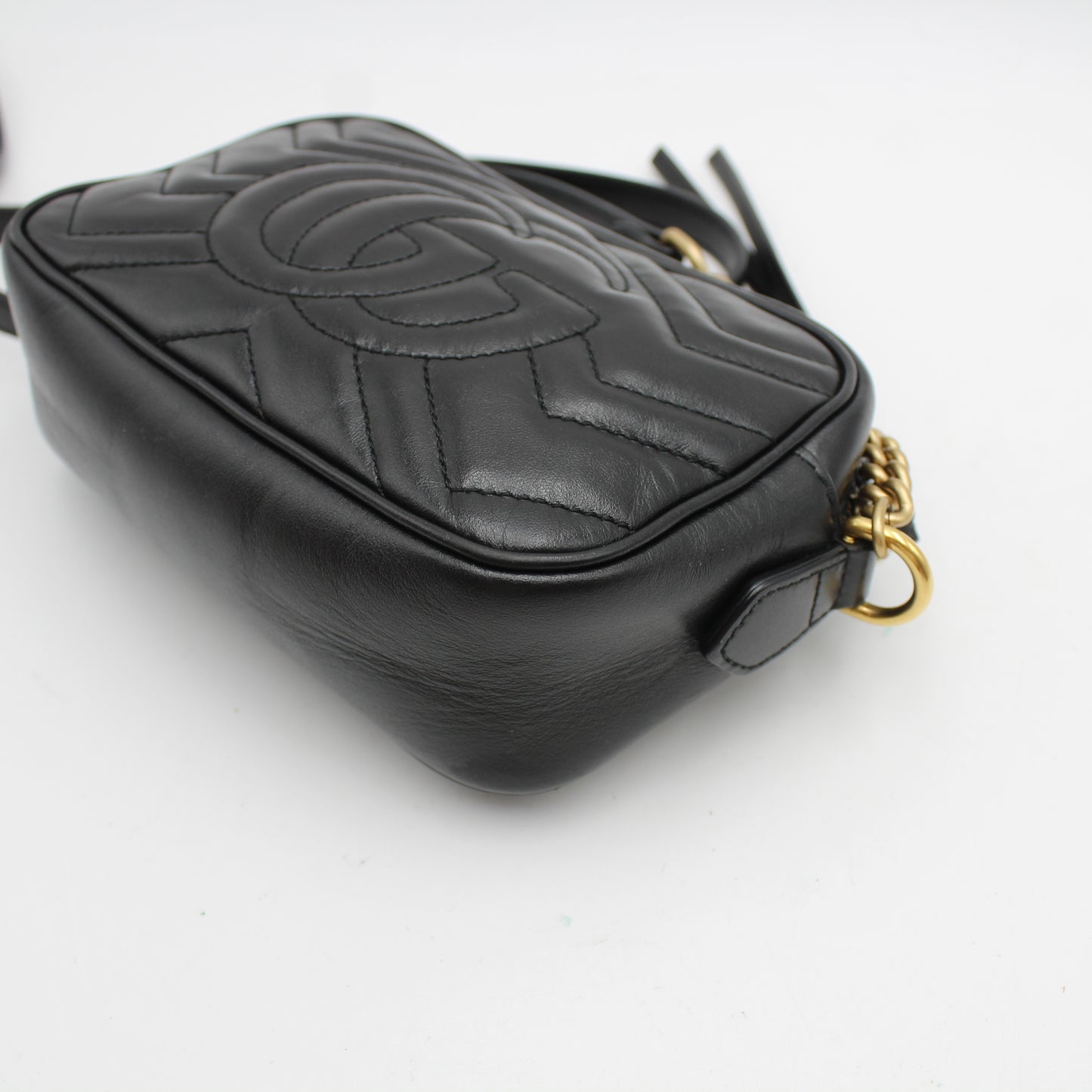 BORSA GUCCI GG MARMONT CAMERA BAG MINI MATELASSE GB216