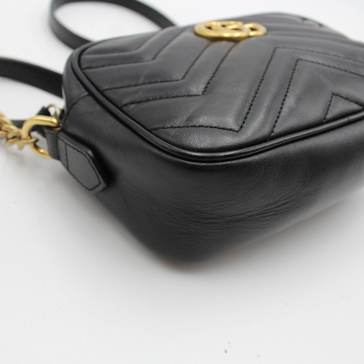 BORSA GUCCI GG MARMONT CAMERA BAG MINI MATELASSE GB216
