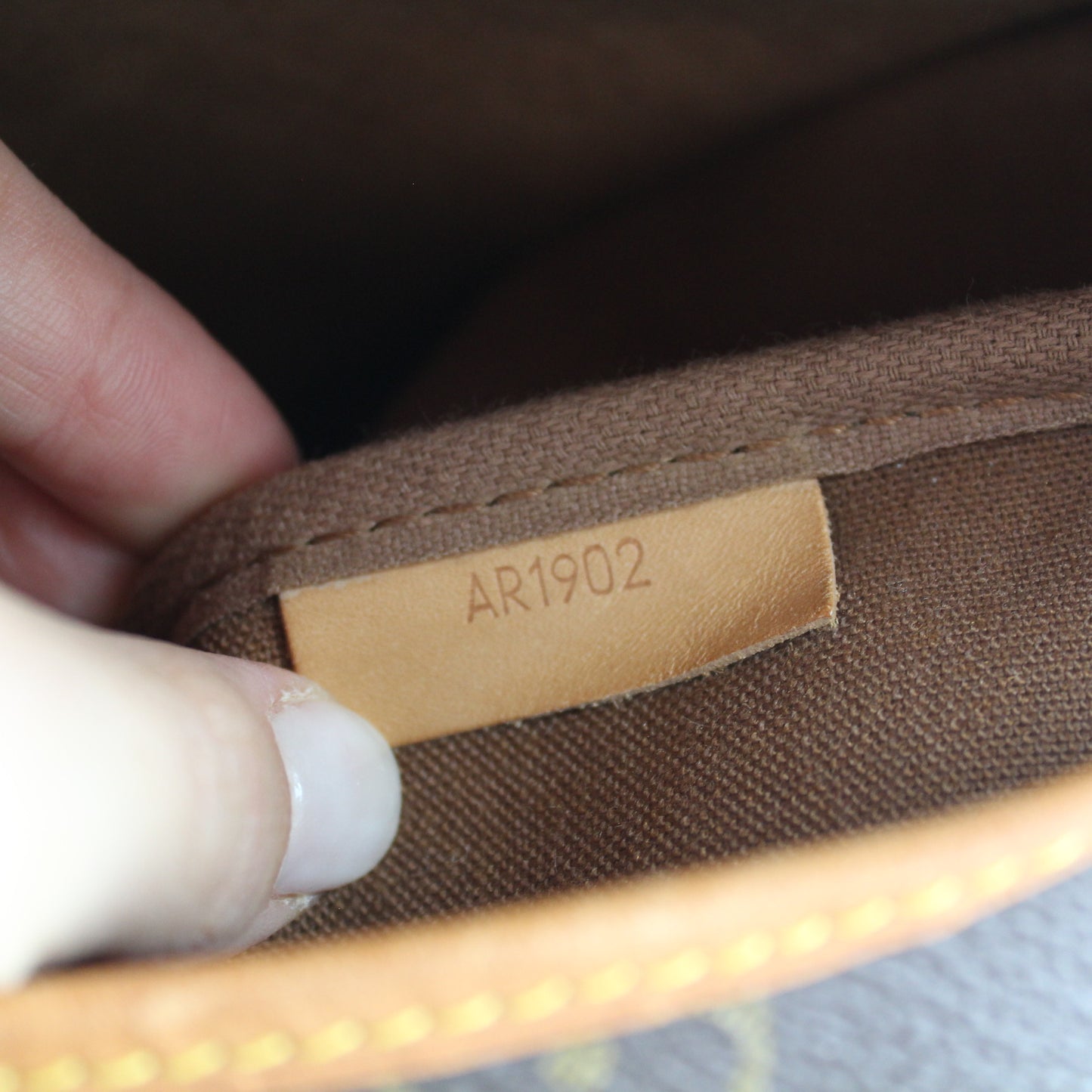 BORSA LOUIS VUITTON SAUMUR 35 MONOGRAM LB1808