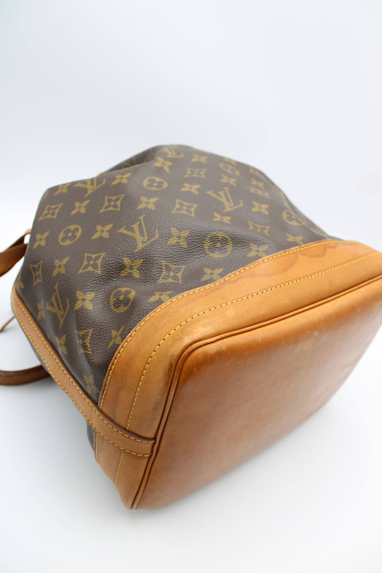 BORSA LOUIS VUITTON NOE MONOGRAM LB1821