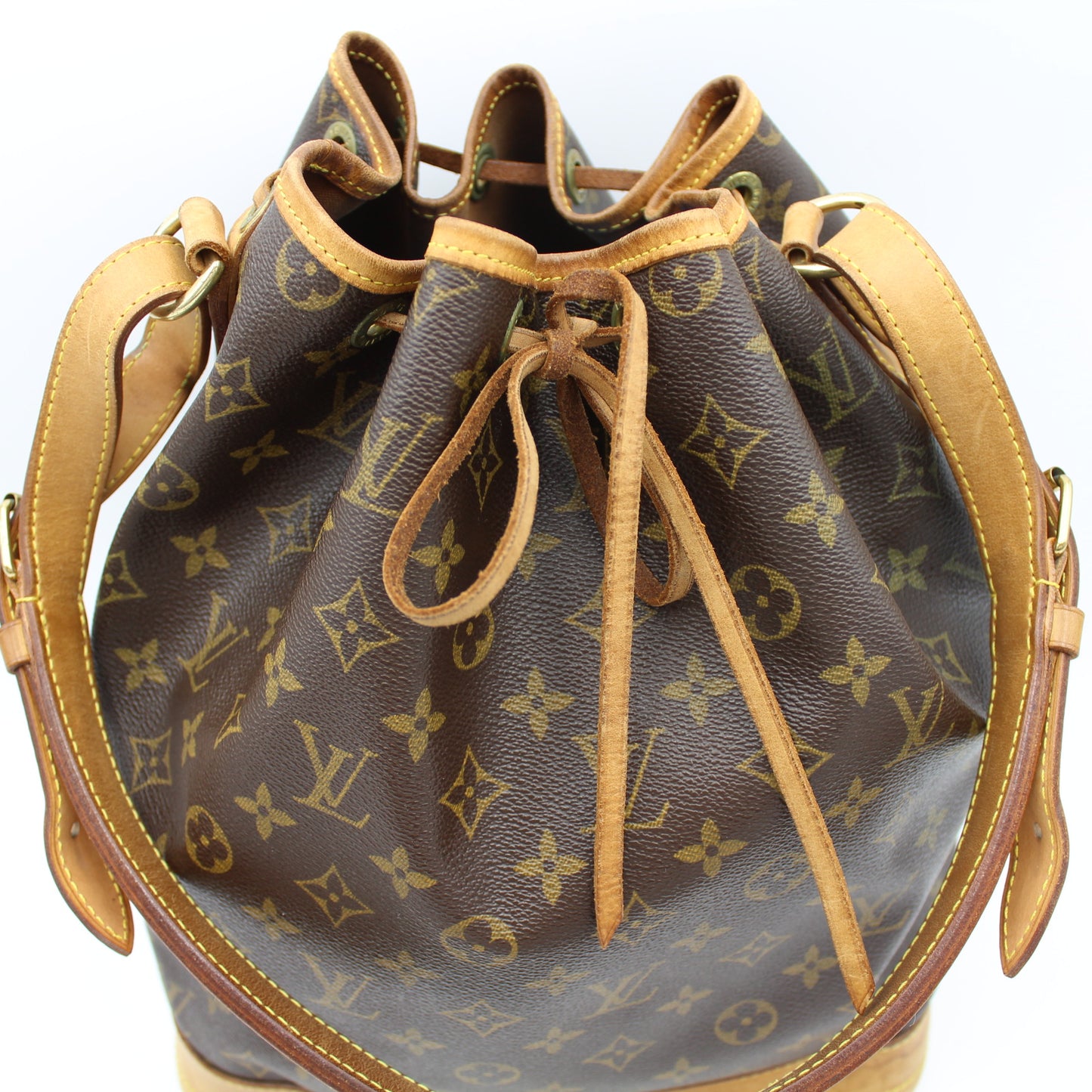 BORSA LOUIS VUITTON NOE MONOGRAM LB1814