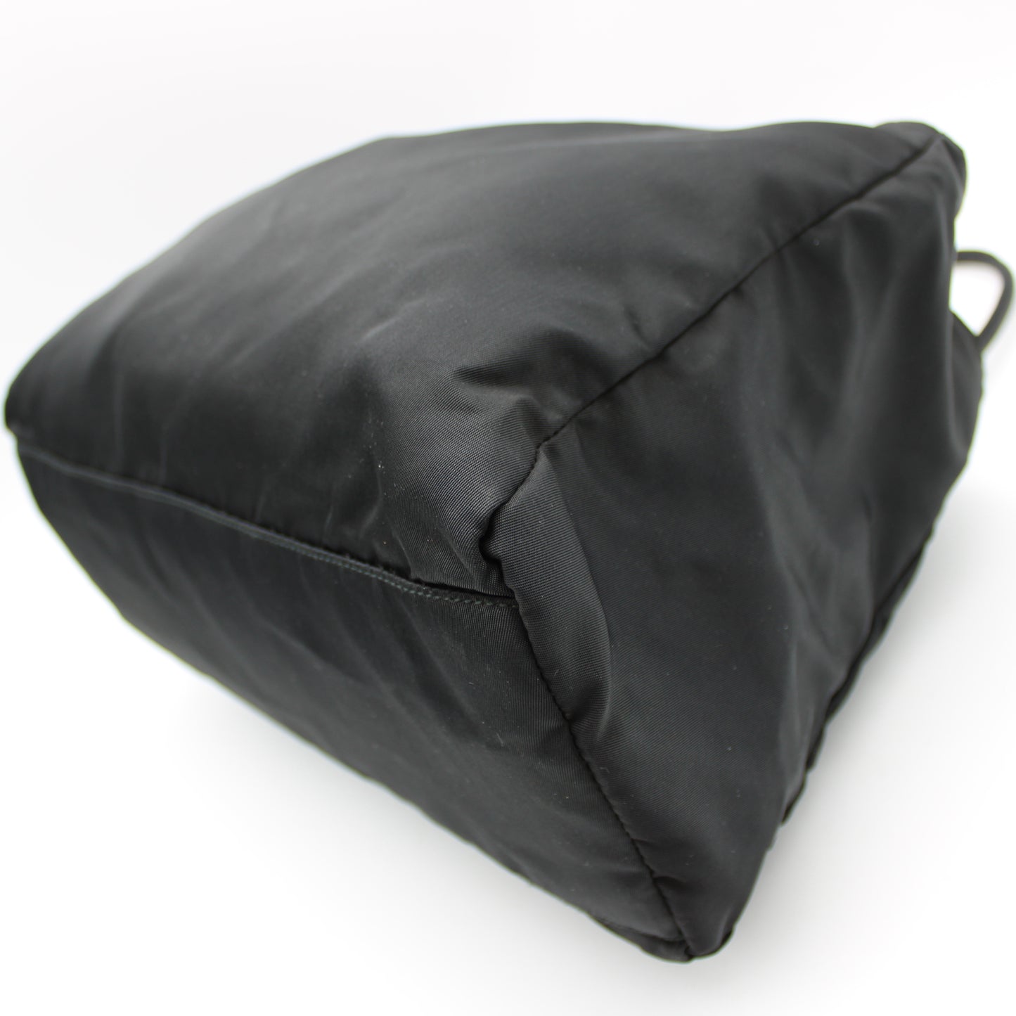 BORSA PRADA TOTE IN RE-NYLON NERA PB211