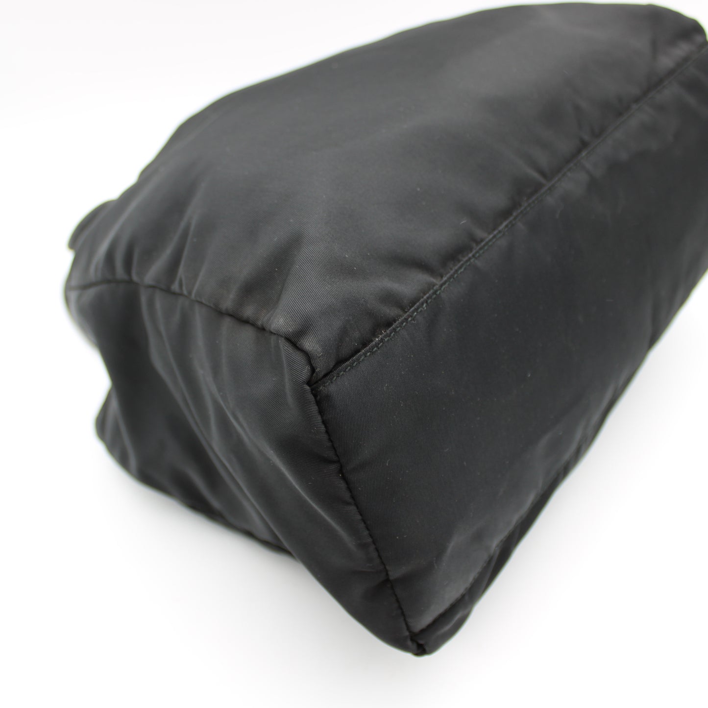 BORSA PRADA TOTE IN RE-NYLON NERA PB211