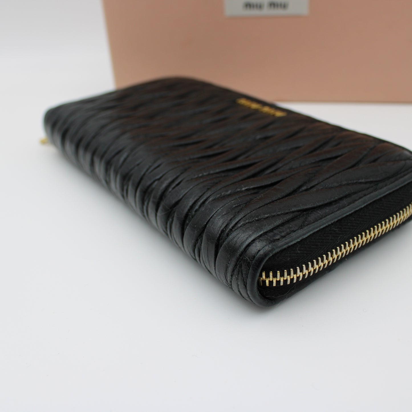 PORTAFOGLIO MIU MIU GRAMDE IN NAPPA MATELASSE NERO