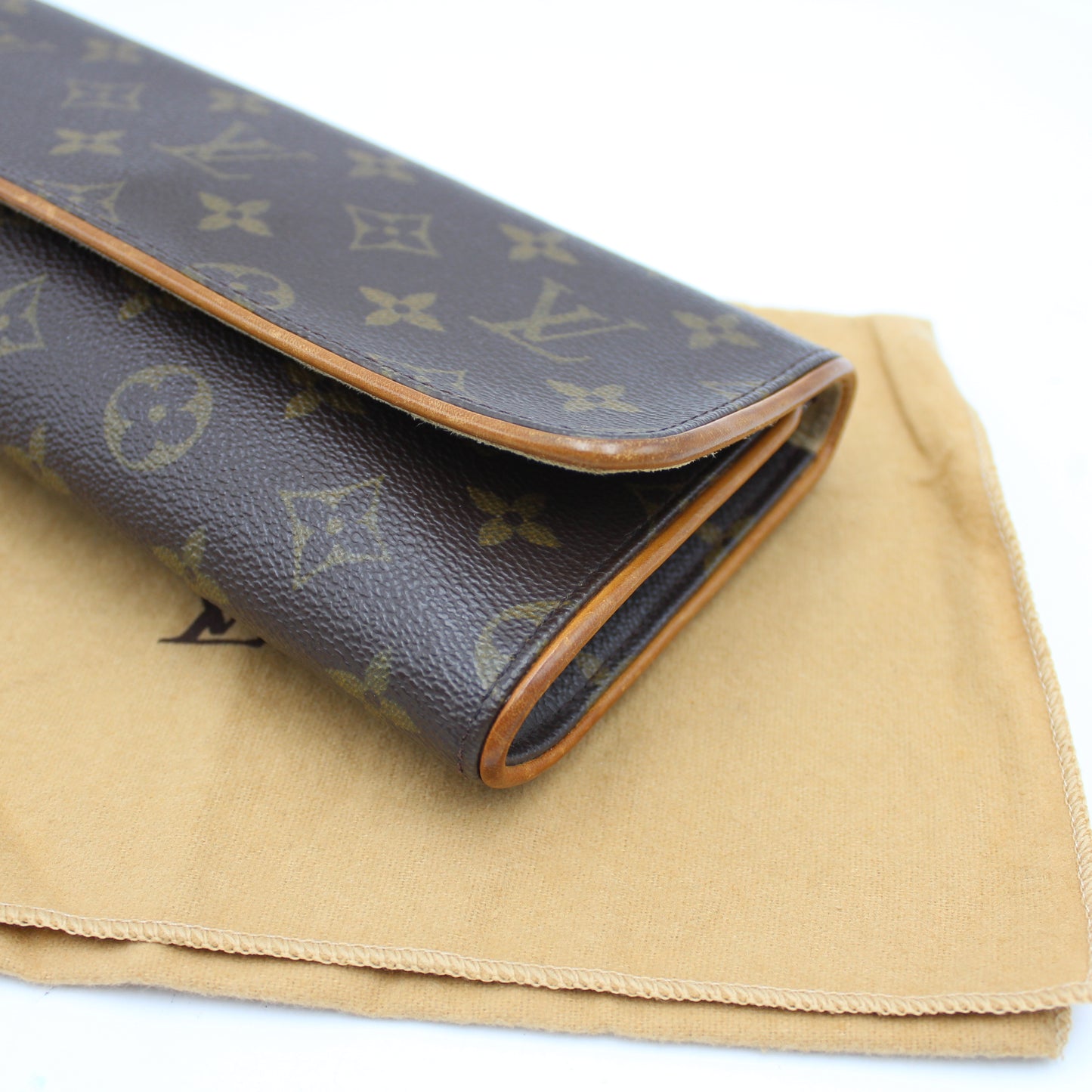 LOUIS VUITTON TWIN GM MONOGRAM CLUTCH BAG LB1445