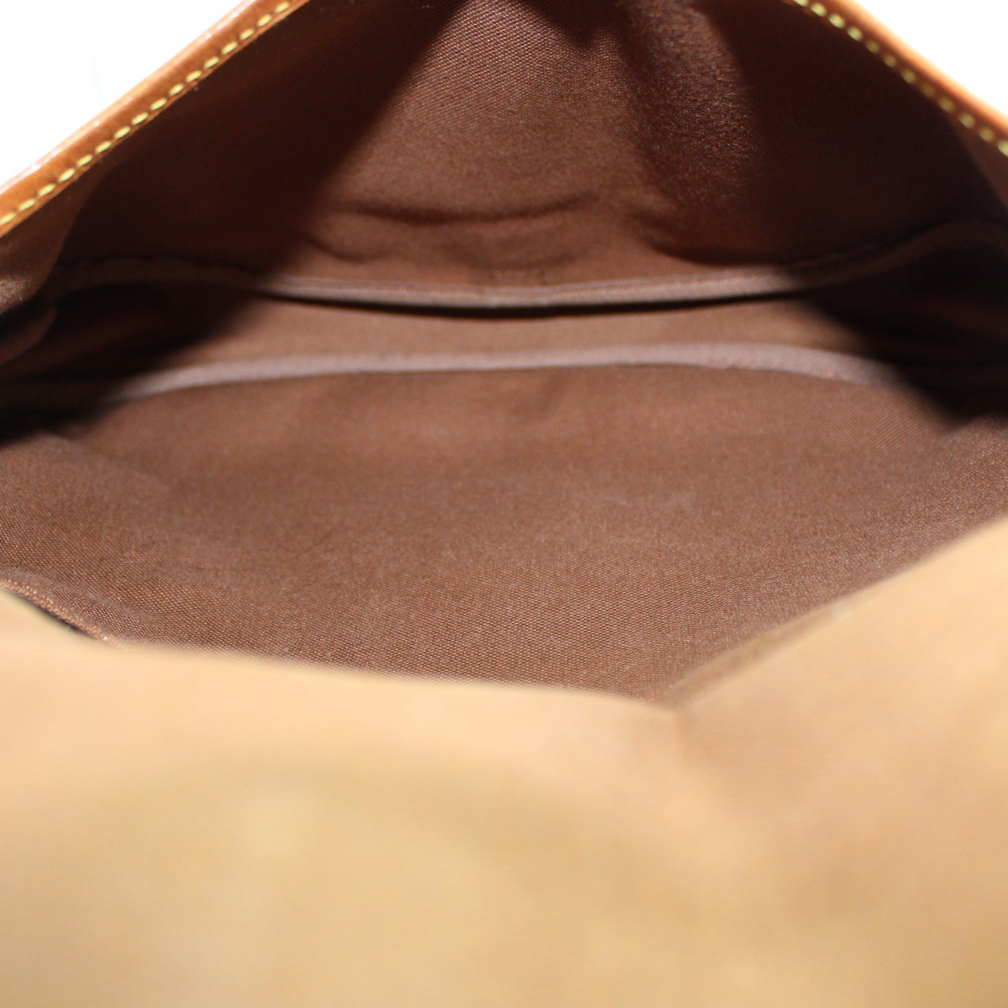 BORSA LOUIS VUITTON SAUMUR 30 MONOGRAM LB1872