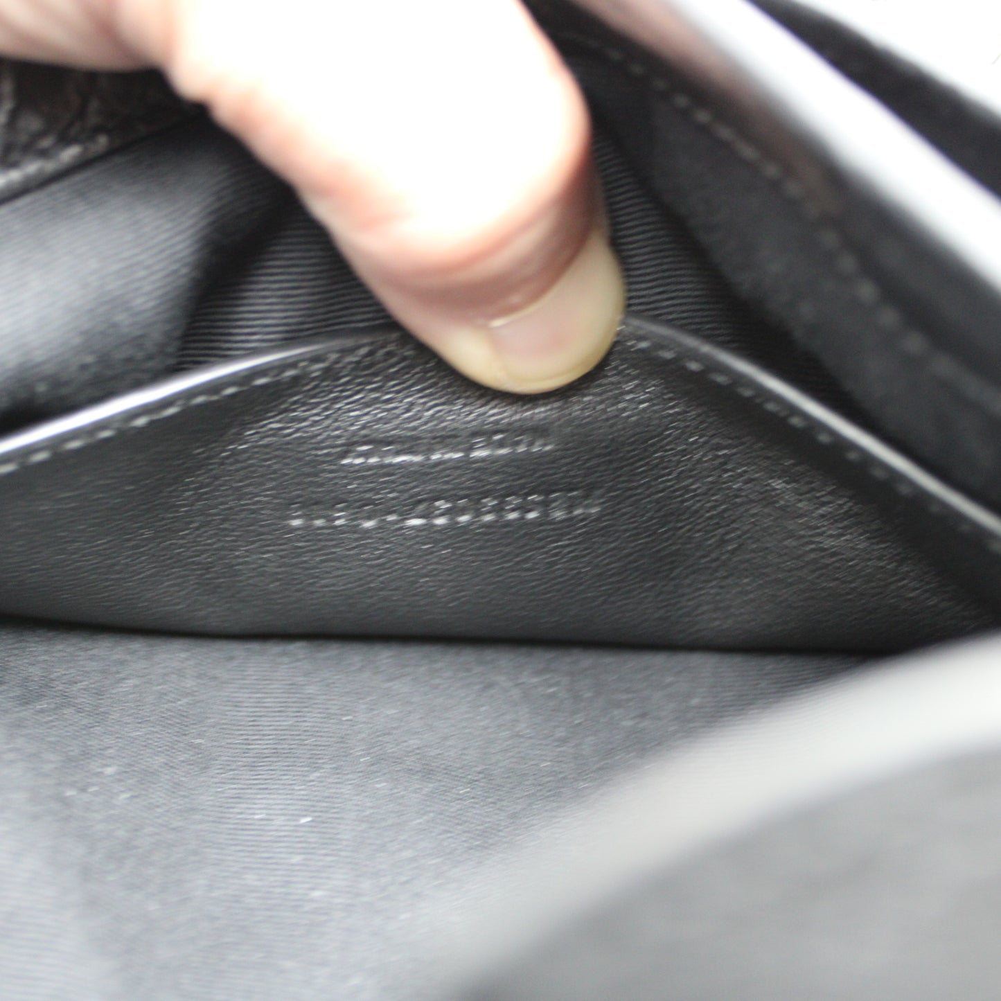 BORSA SAINT LAURENT NIKI BABY IN PELLE NERA YB121