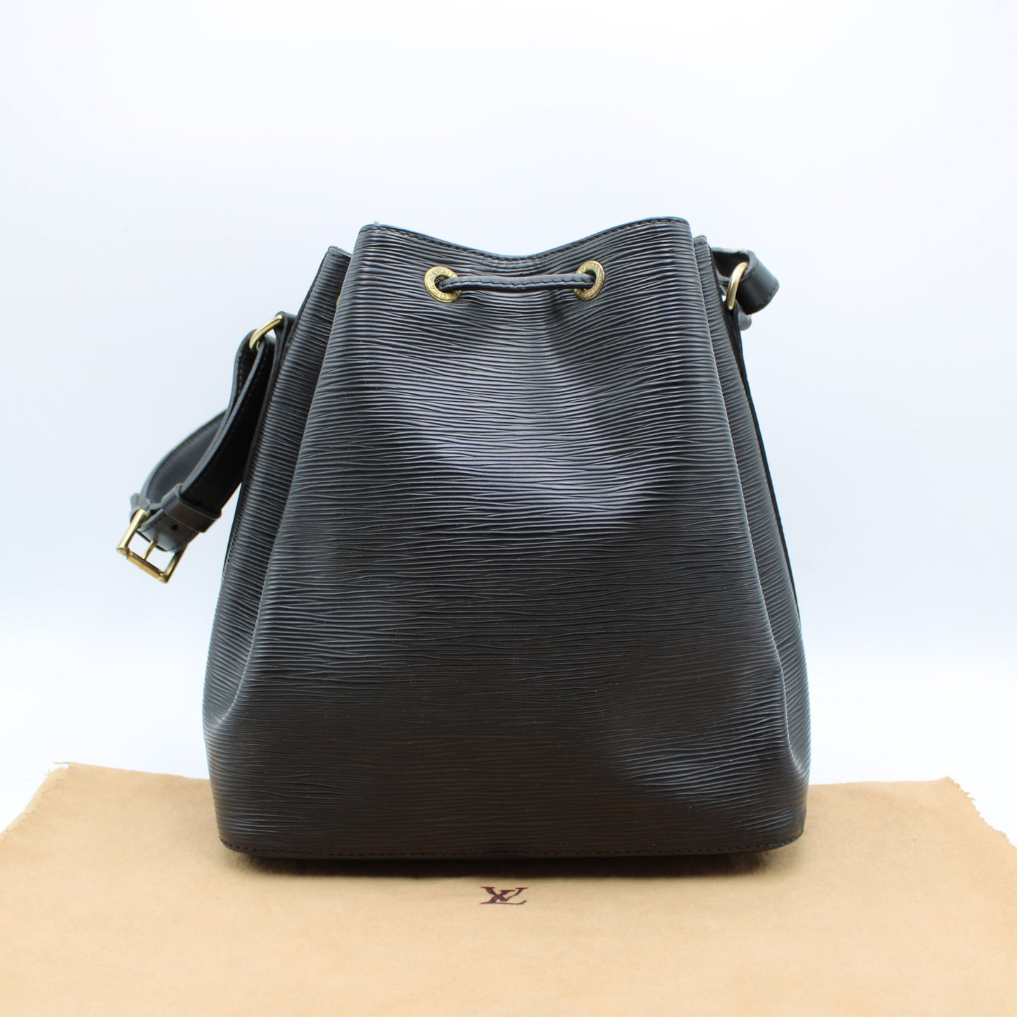 BORSA LOUIS VUITTON PETIT NOE IN PELLE EPI NERA LB1881