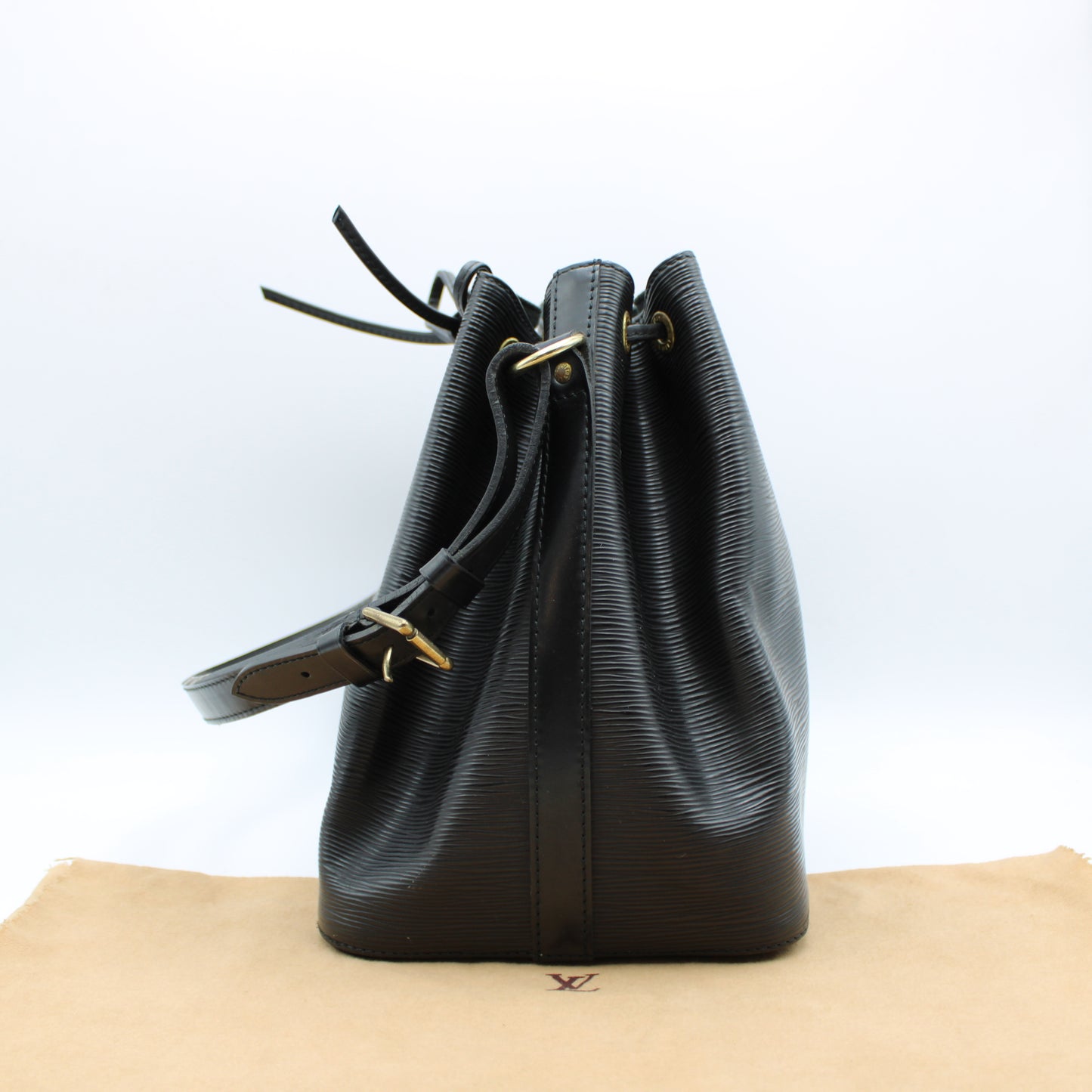 BORSA LOUIS VUITTON PETIT NOE IN PELLE EPI NERA LB1881