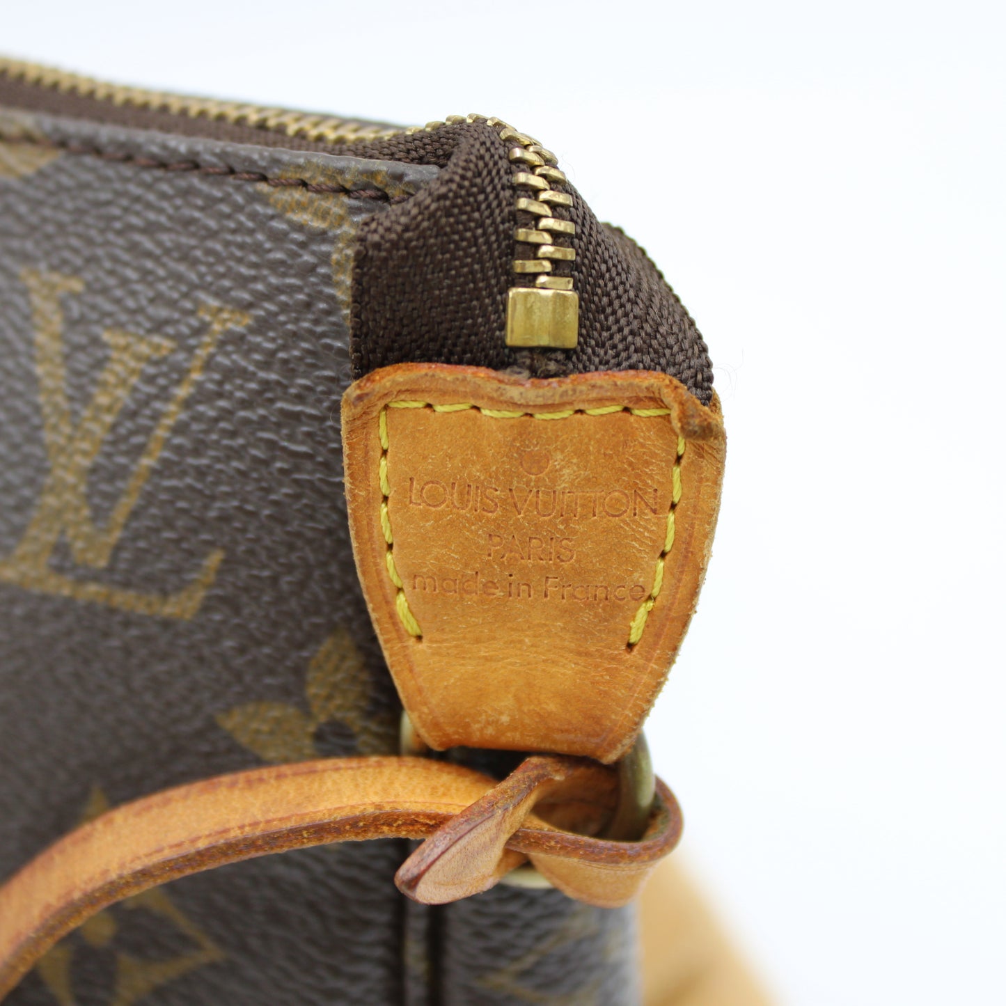 BORSA LOUIS VUITTON POCHETTE ACCESSOIRES MONOGRAM LB1886