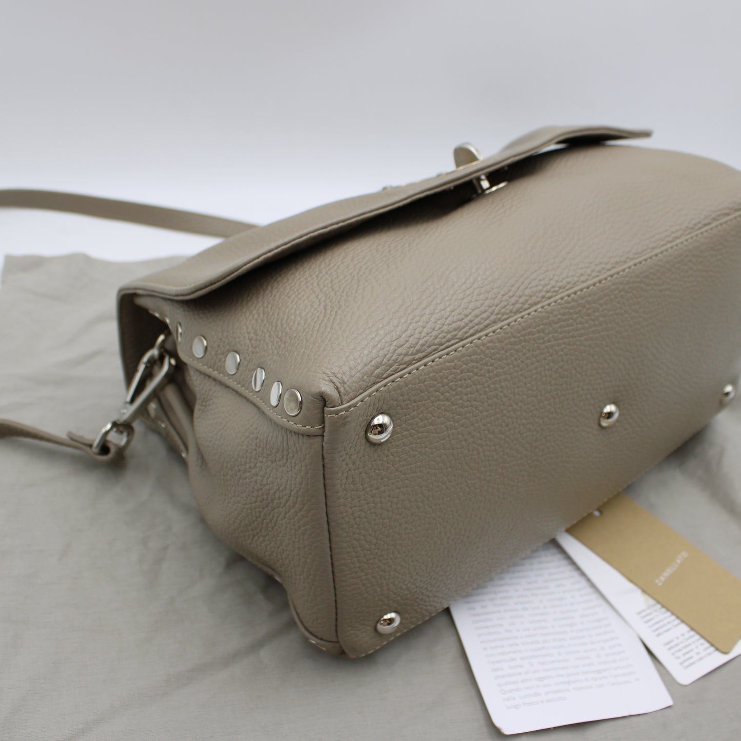 BORSA POSTINA ZANELLATO SMALL IN PELLE MARTELLATA CRETA ZB124