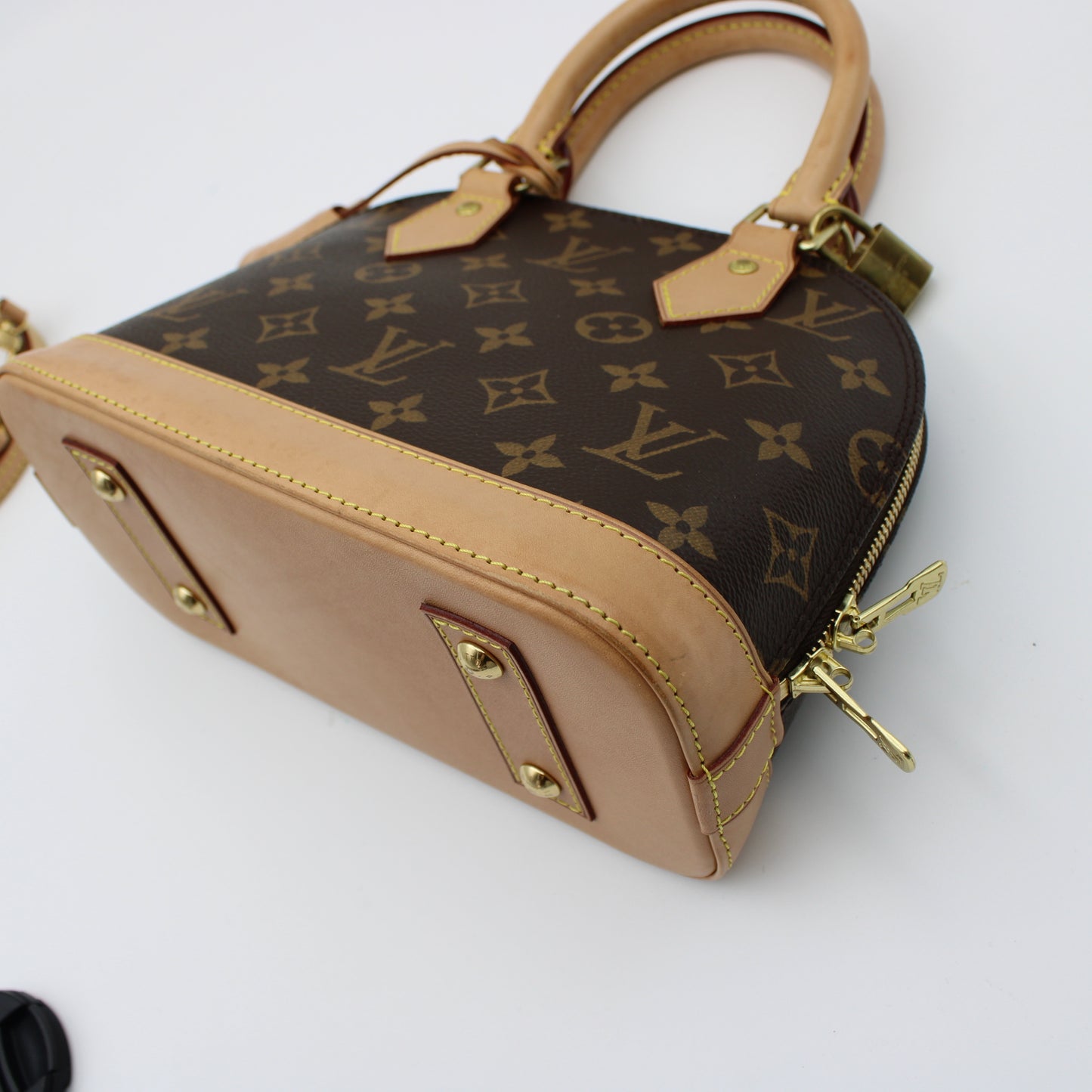 BORSA LOUIS VUITTON ALMA BB MONOGRAM LB1899