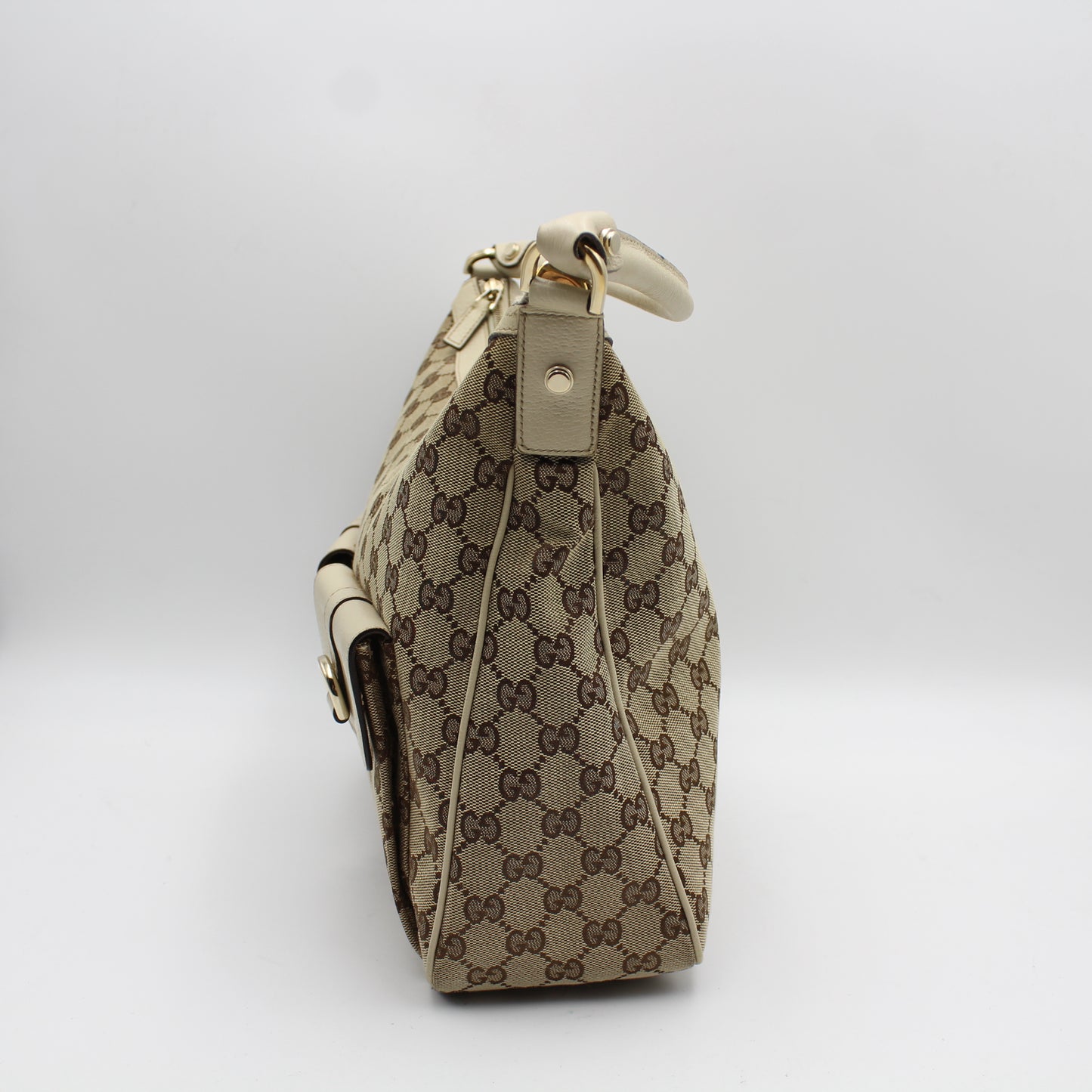 GUCCI ABBEY GG SHOULDER BAG GB232