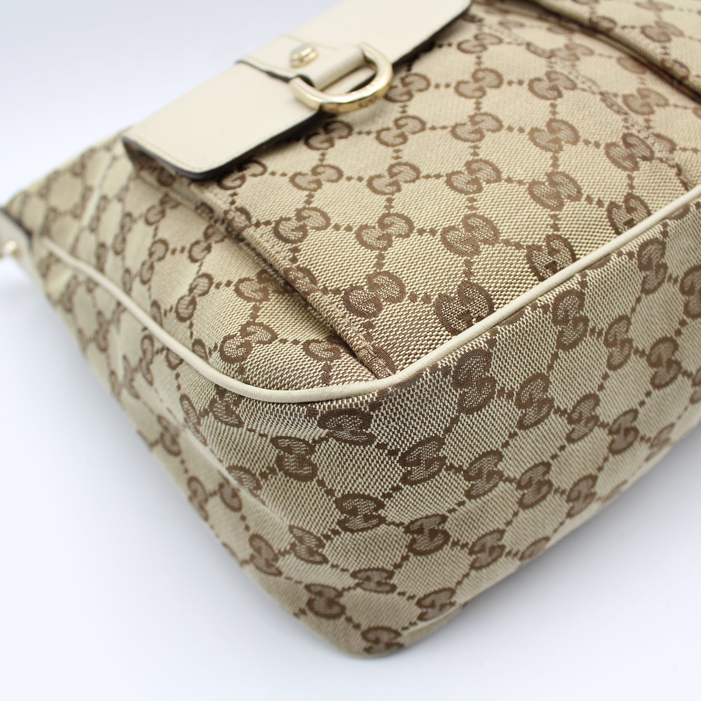 GUCCI ABBEY GG SHOULDER BAG GB232