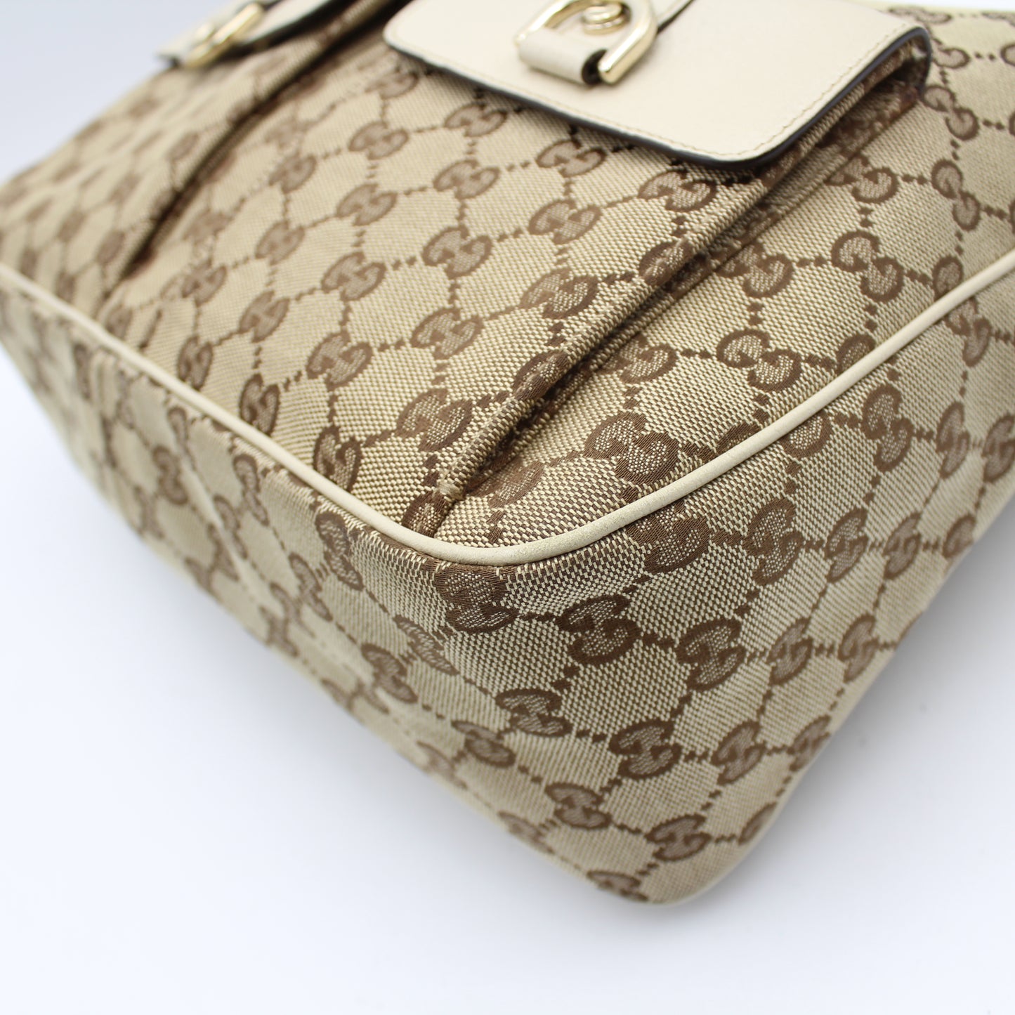 GUCCI ABBEY GG SHOULDER BAG GB232