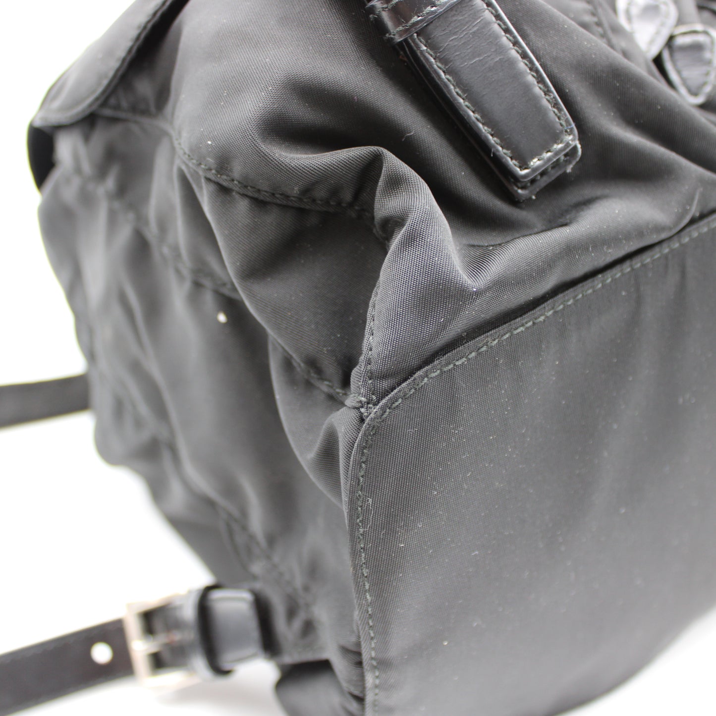 ZAINO PRADA IN RE-NYLON NERO MEDIO PB217