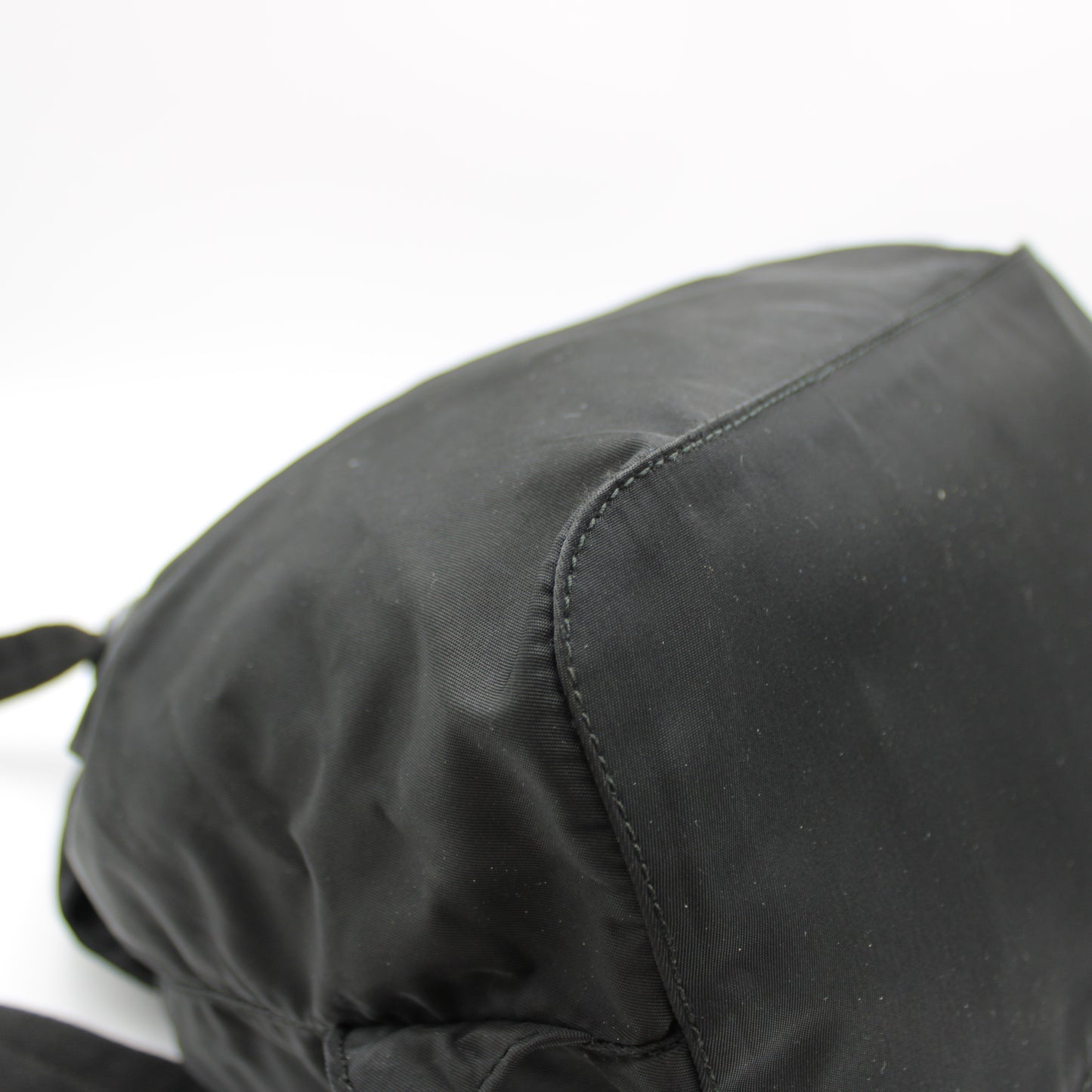 ZAINO PRADA IN RE-NYLON NERO MEDIO PB217