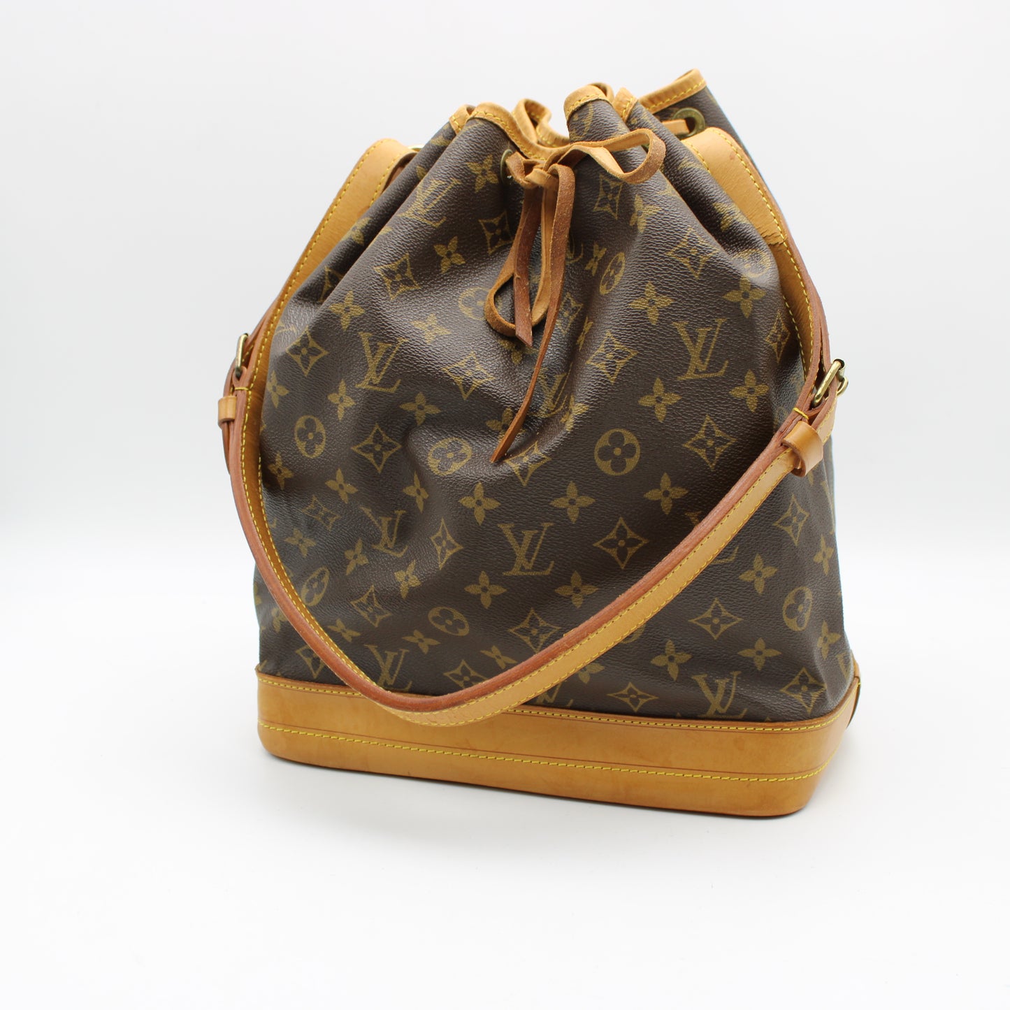 BORSA LOUIS VUITTON NOE MONOGRAM LB1906 LB1920