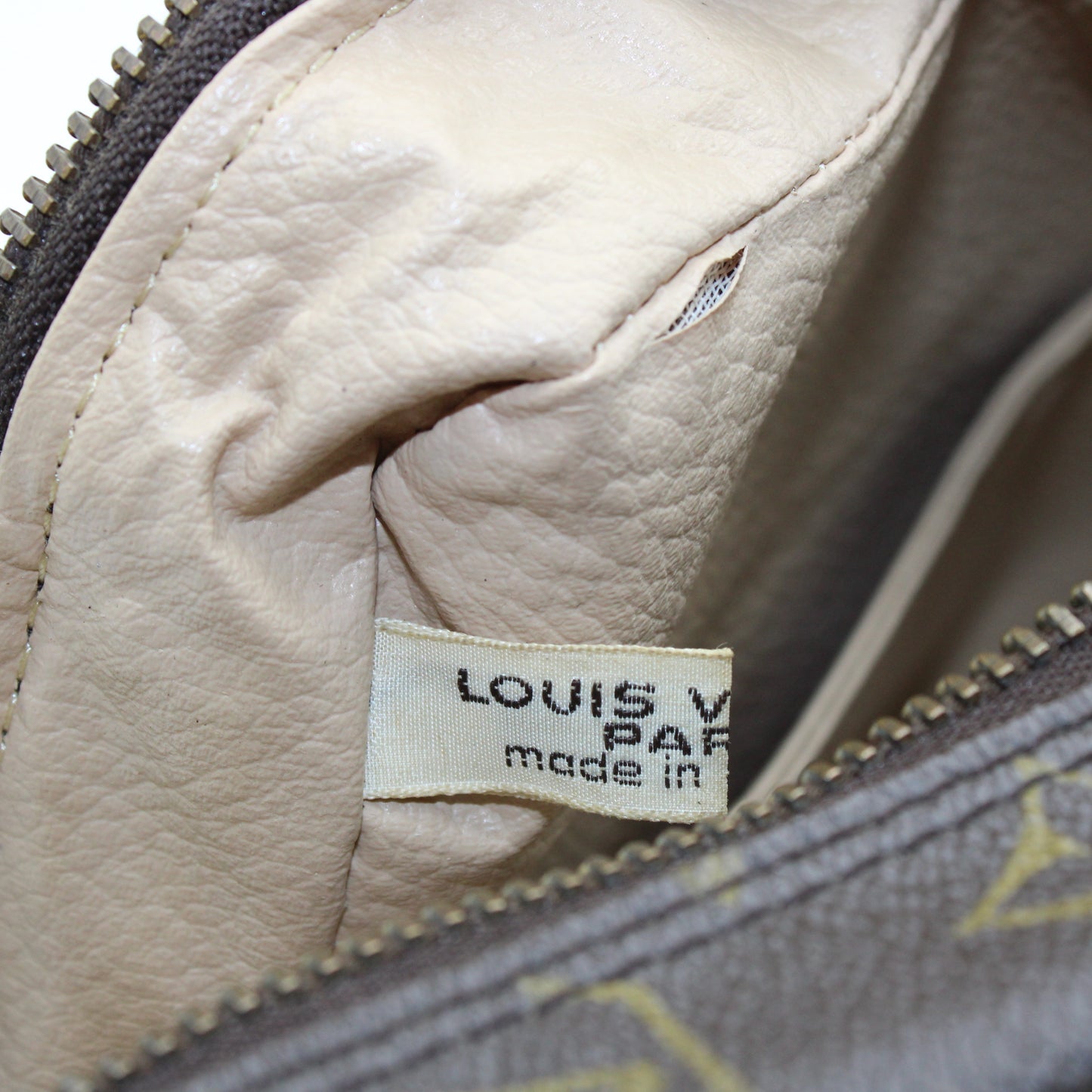 BORSA TROUSSE LOUIS VUITTON 28 GM MONOGRAM LB1929