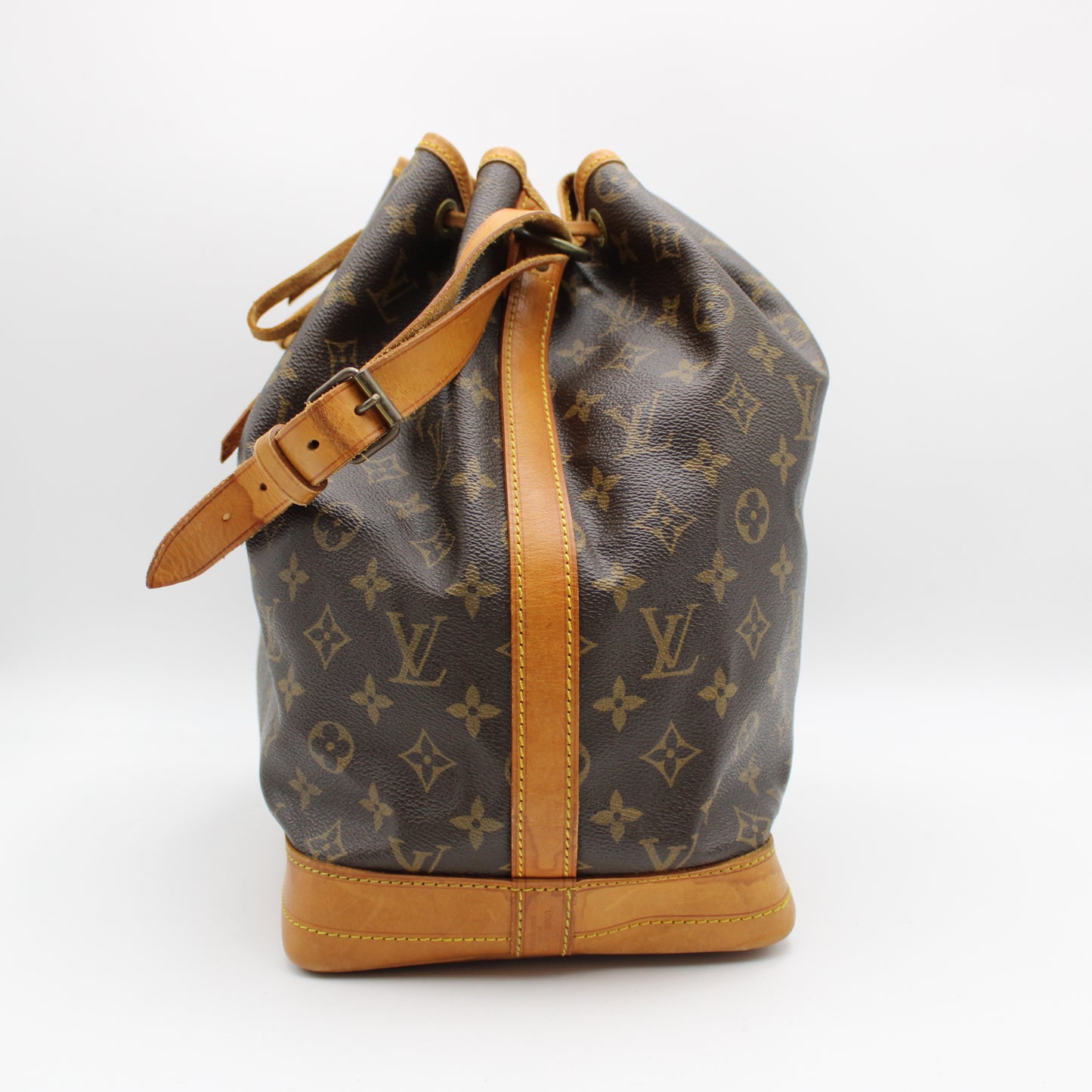 BORSA LOUIS VUITTON NOE MONOGRAM LB1930