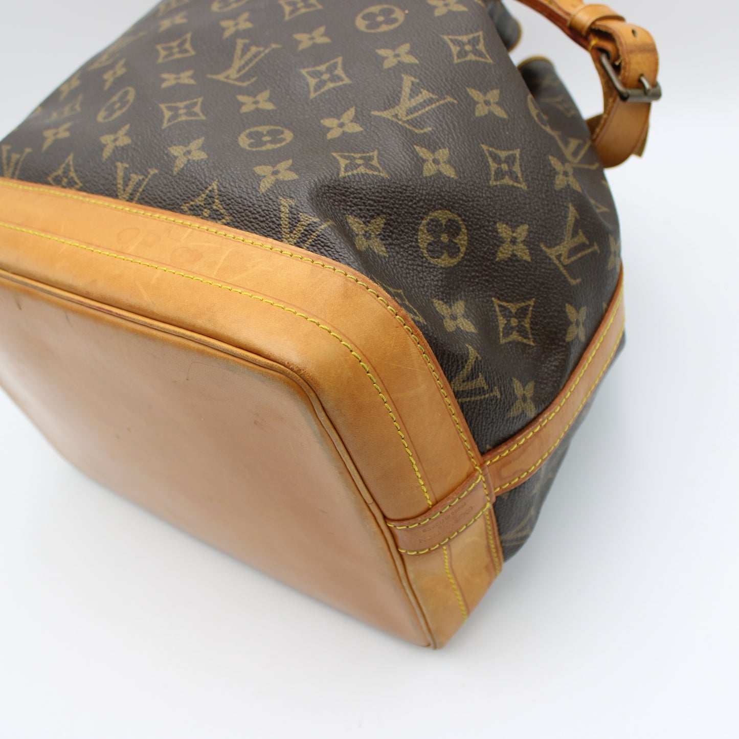 BORSA LOUIS VUITTON NOE MONOGRAM LB1930