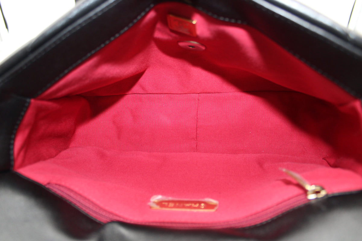 BORSA CHANEL 19 IN PELLE NERA CB270