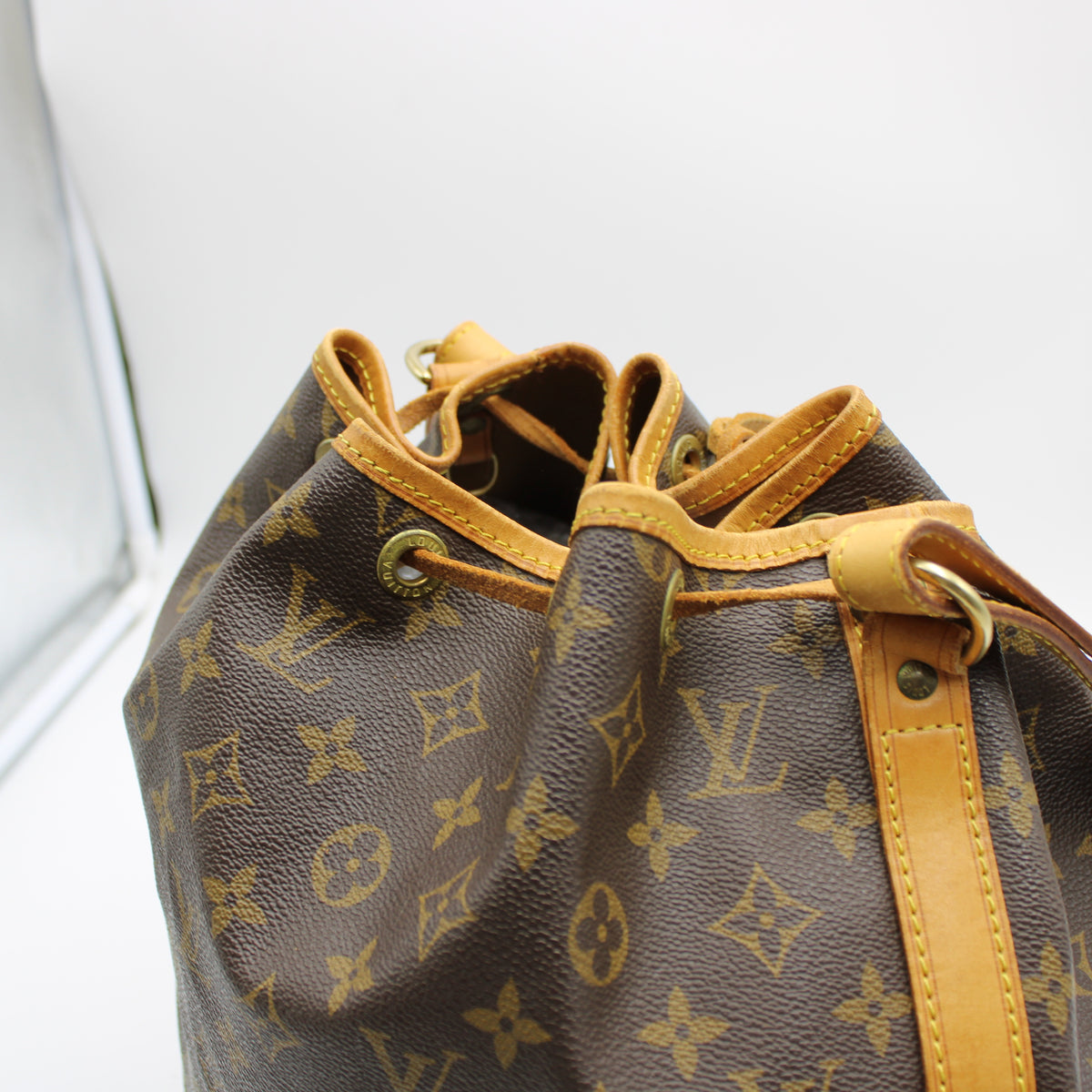 BORSA LOUIS VUITTON NOE MONOGRAM LB1945