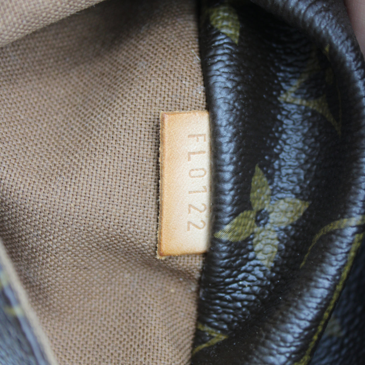 BORSA LOUIS VUITTON TOTALLY MM MONOGRAM LB1950