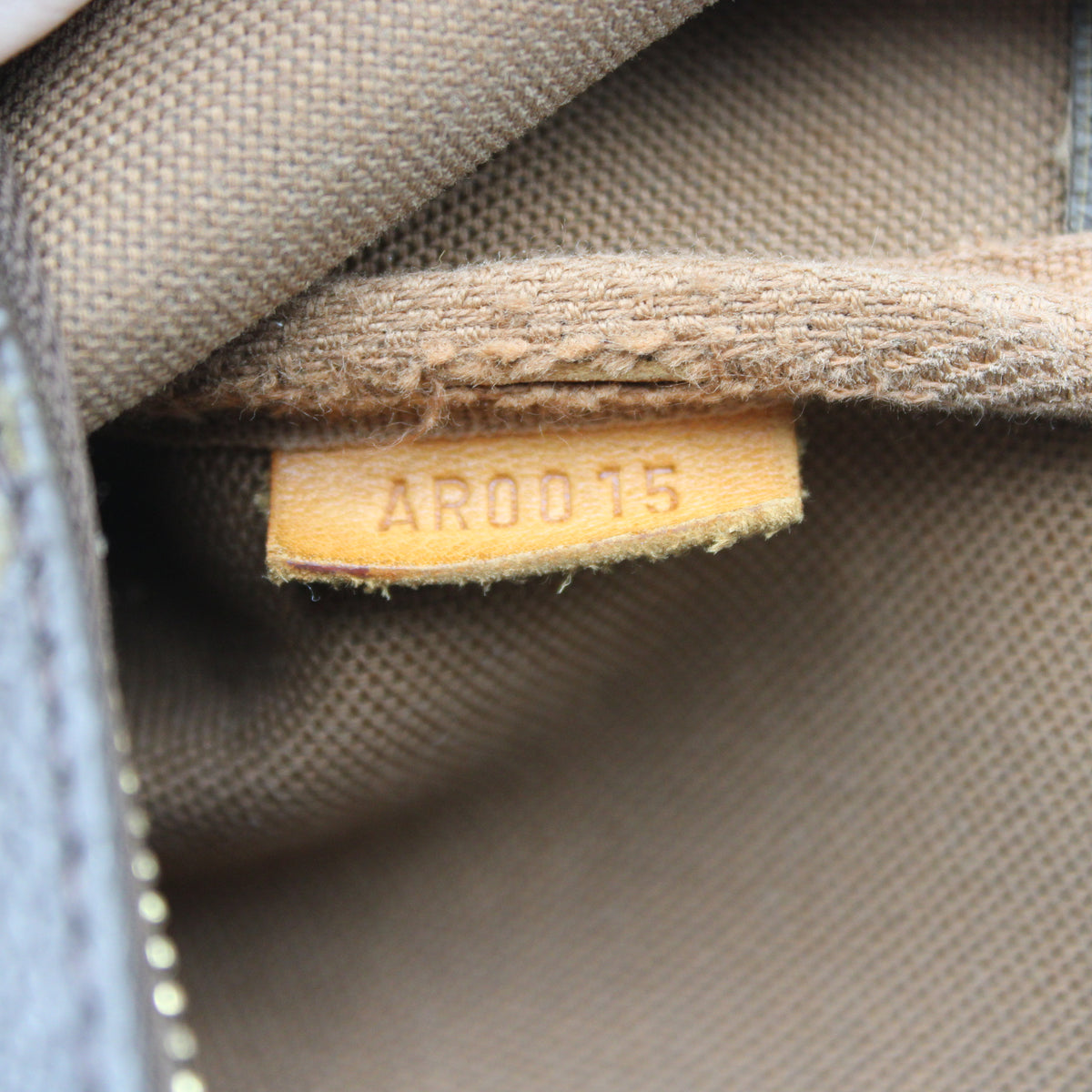 BORSA LOUIS VUITTON POCHETTE ACCESSOIRES MONOGRAM LB1949