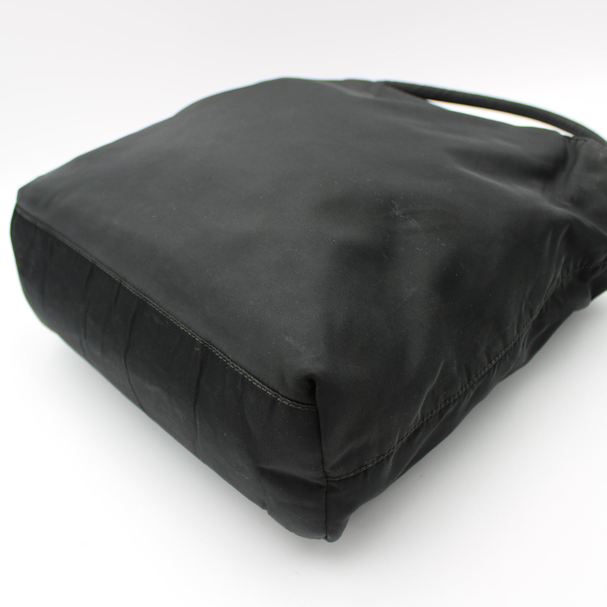 BORSA TOTE PRADA IN TELA VELA NERO PB218