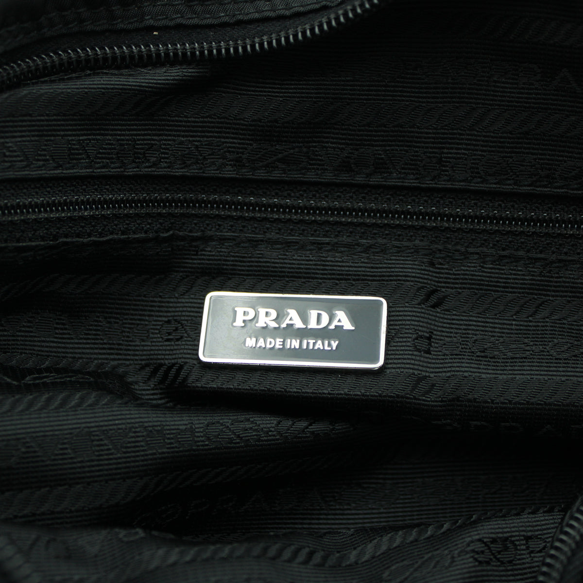 BORSA PRADA IN RE-NYLON NERA MESSENGER PB220