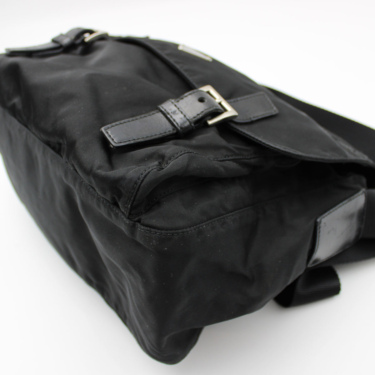 BORSA PRADA IN RE-NYLON NERA MESSENGER PB220