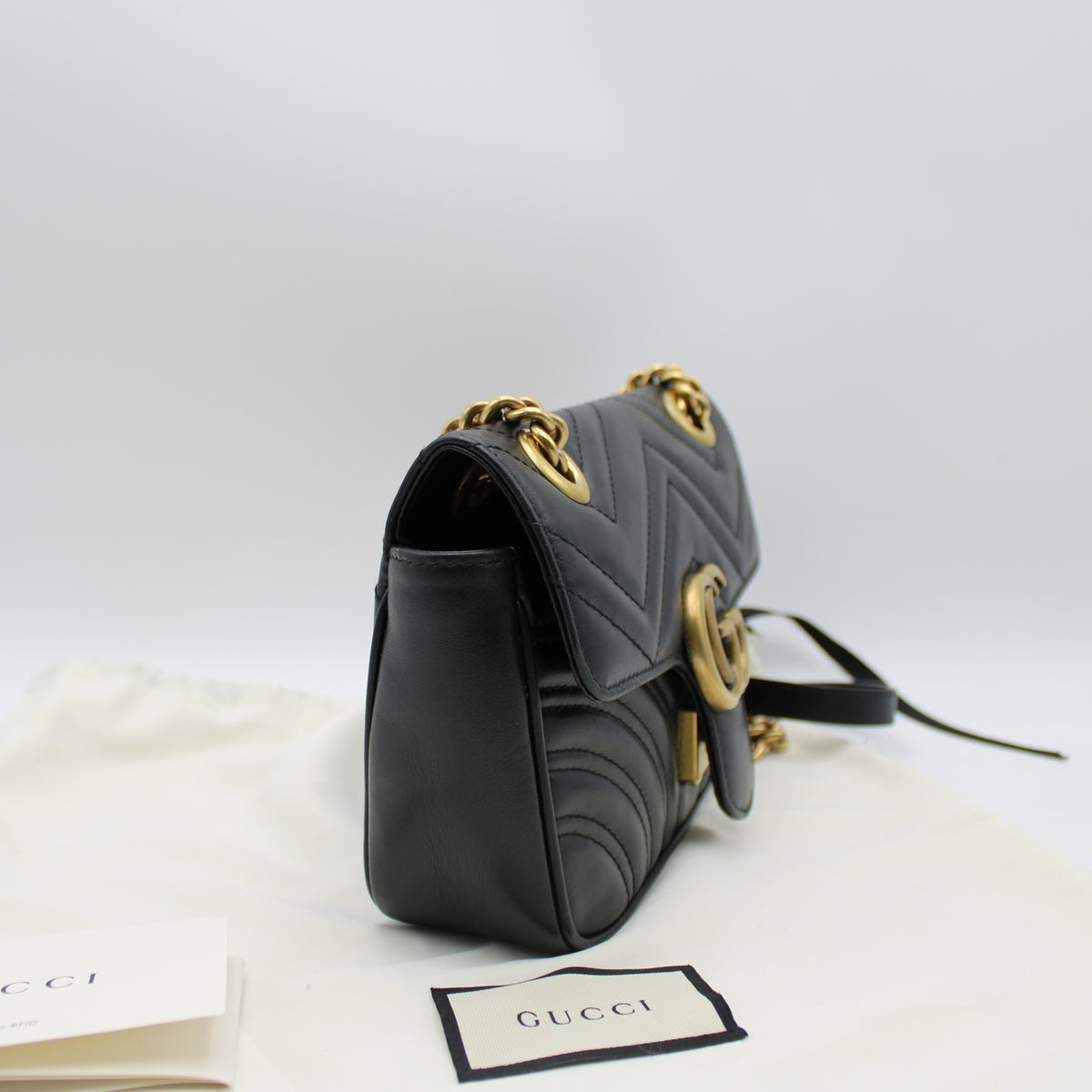BORSA GUCCI MARMONT SMALL IN PELLE NERA GB264